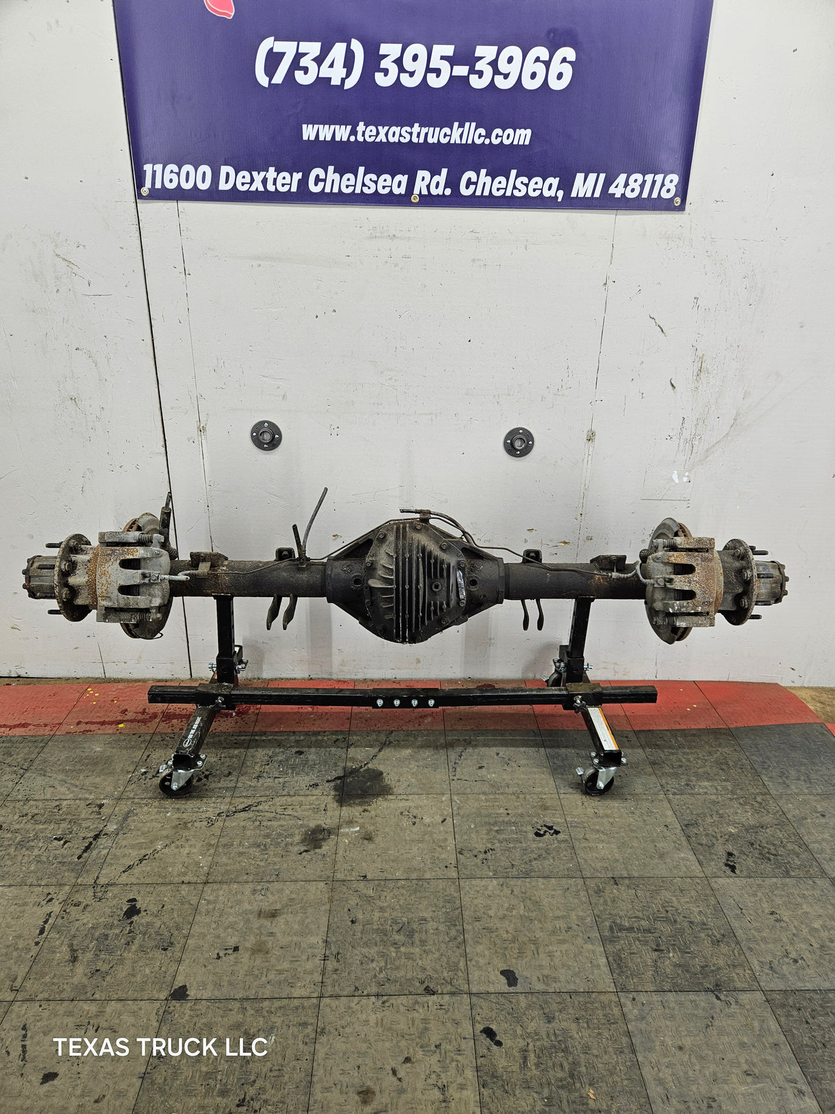 2005-2007 Ford Super Duty F350 DRW Dually Rear Axle 4.30 Gear Ratio