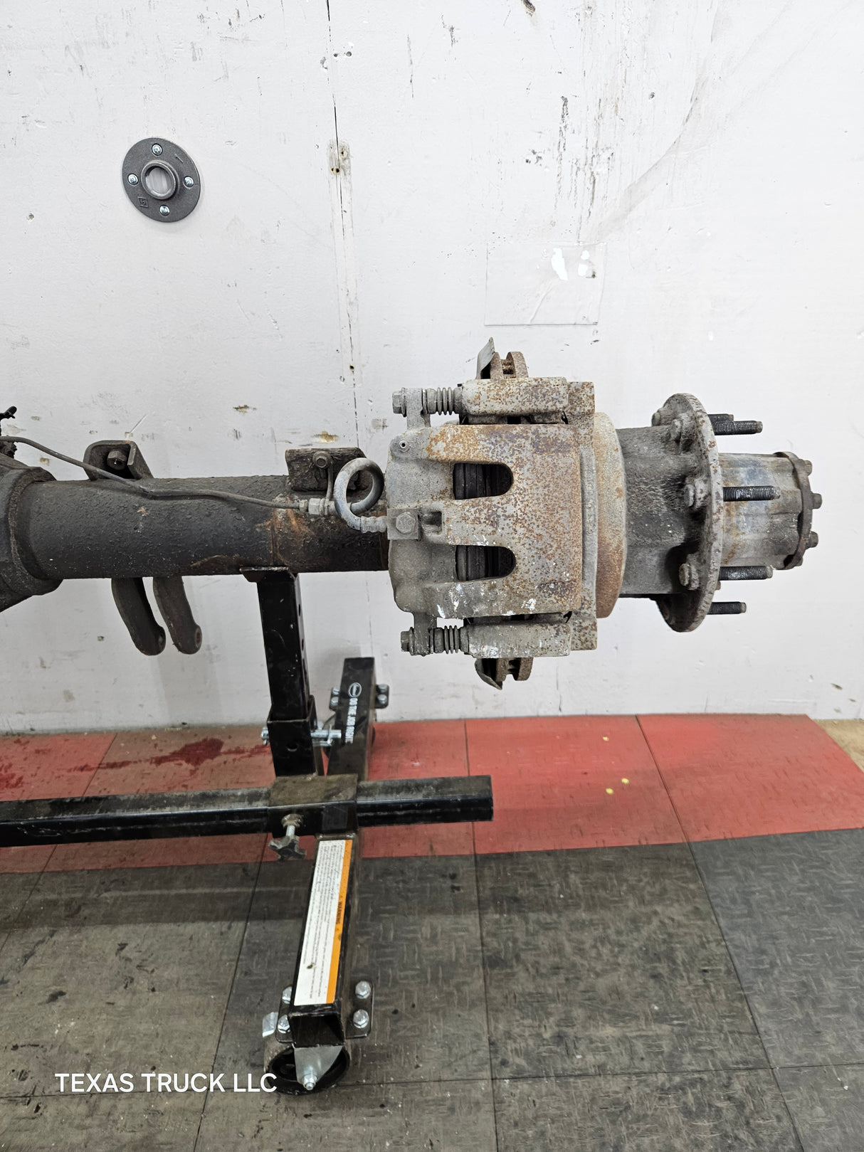 2005-2007 Ford Super Duty F350 DRW Dually Rear Axle 4.30 Gear Ratio