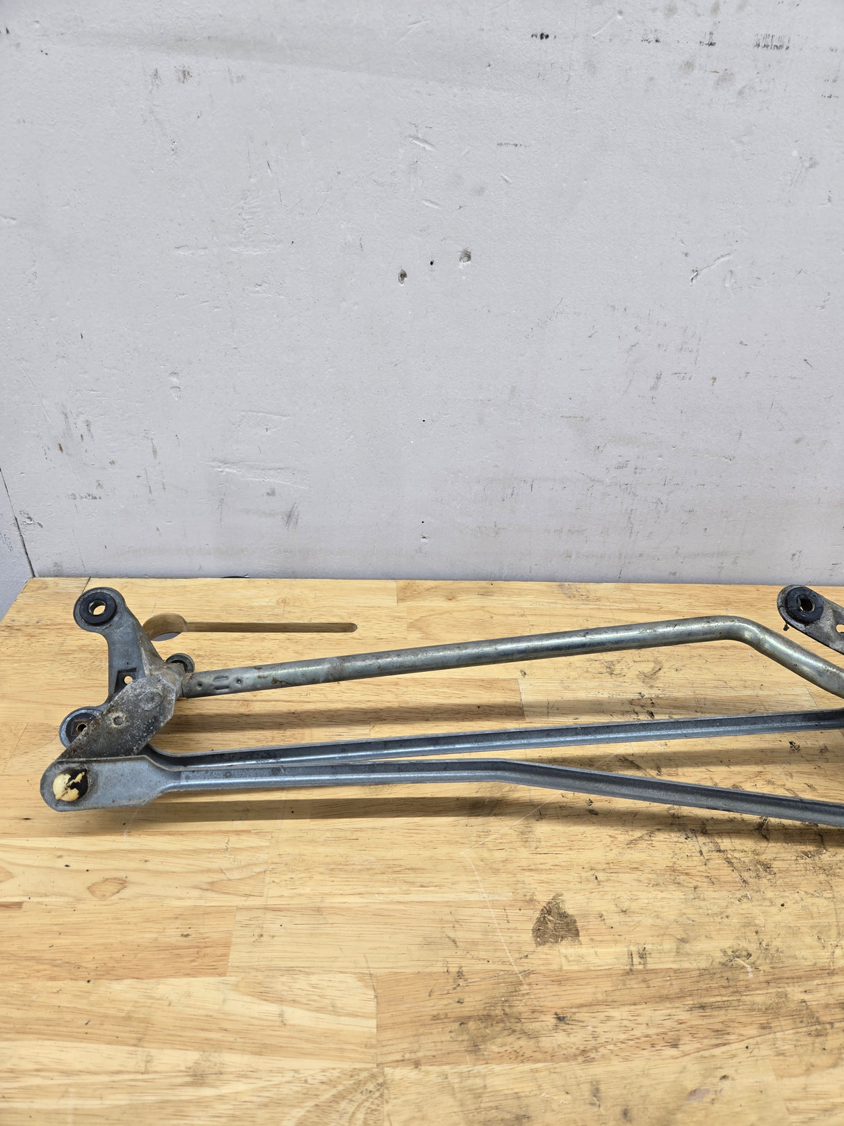 1999-2001 Ford F250 F350 F450 F550 Super Duty Windshield Wiper Motor & Wiper Linkage Assembly F8VU-17B571-AA