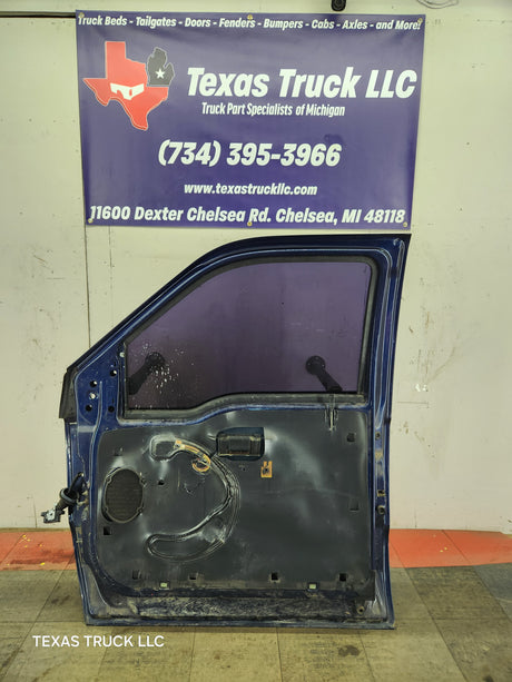 1999-2011 Ford Super Duty / Excursion Front Passenger RH Door F250 F350 F450 F550