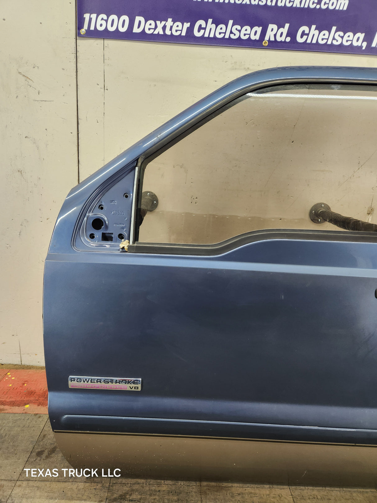 1999-2011 Ford Super Duty Front Driver Door F250 F350 F450 F550