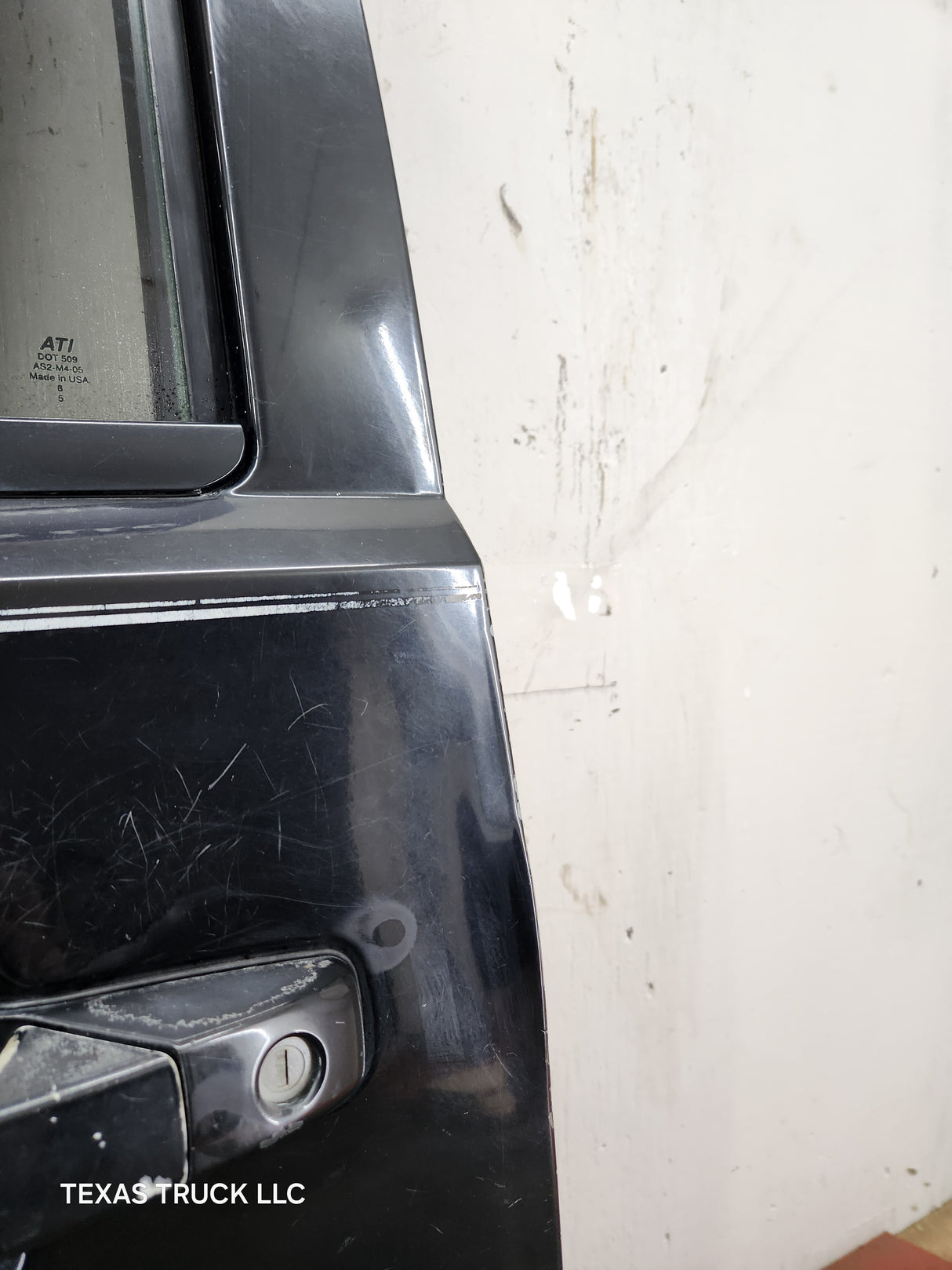2007-2013 Chevrolet Silverado / GMC Sierra 1500 2500 3500 HD LH Front Driver Side Door