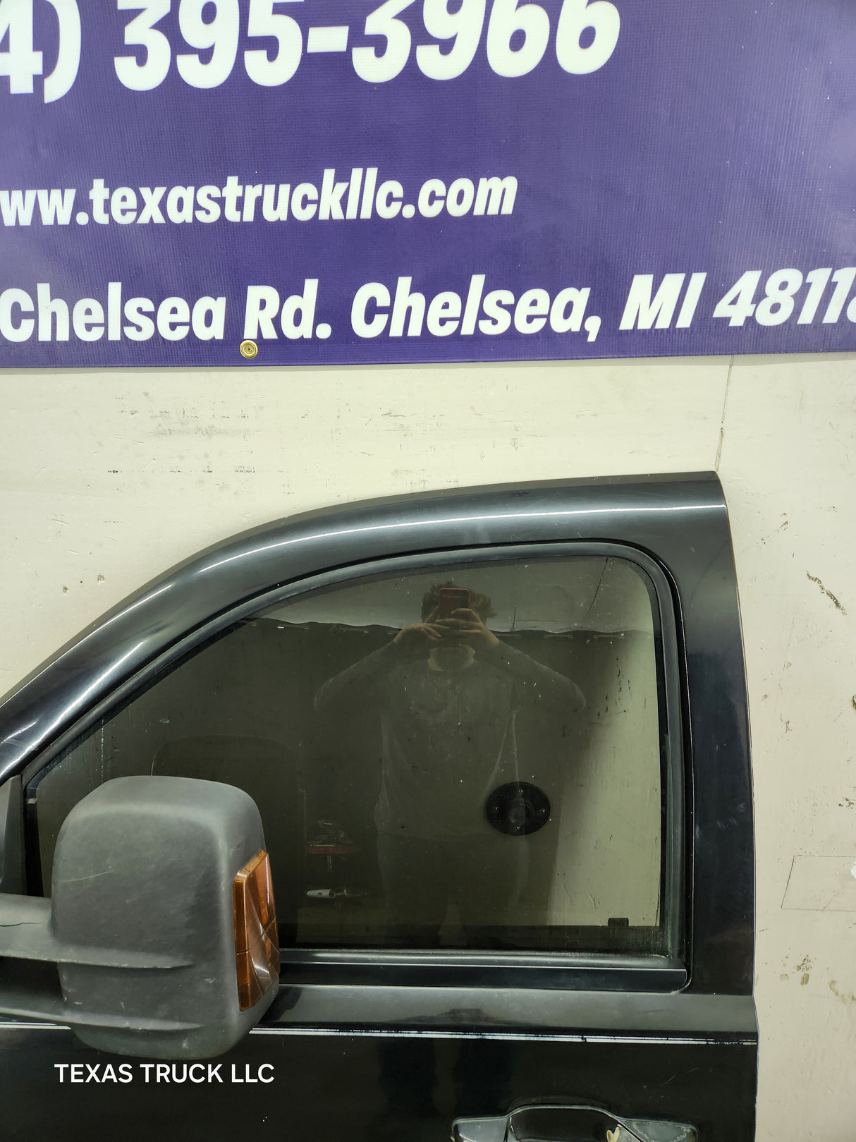 2007-2013 Chevrolet Silverado / GMC Sierra 1500 2500 3500 HD LH Front Driver Side Door