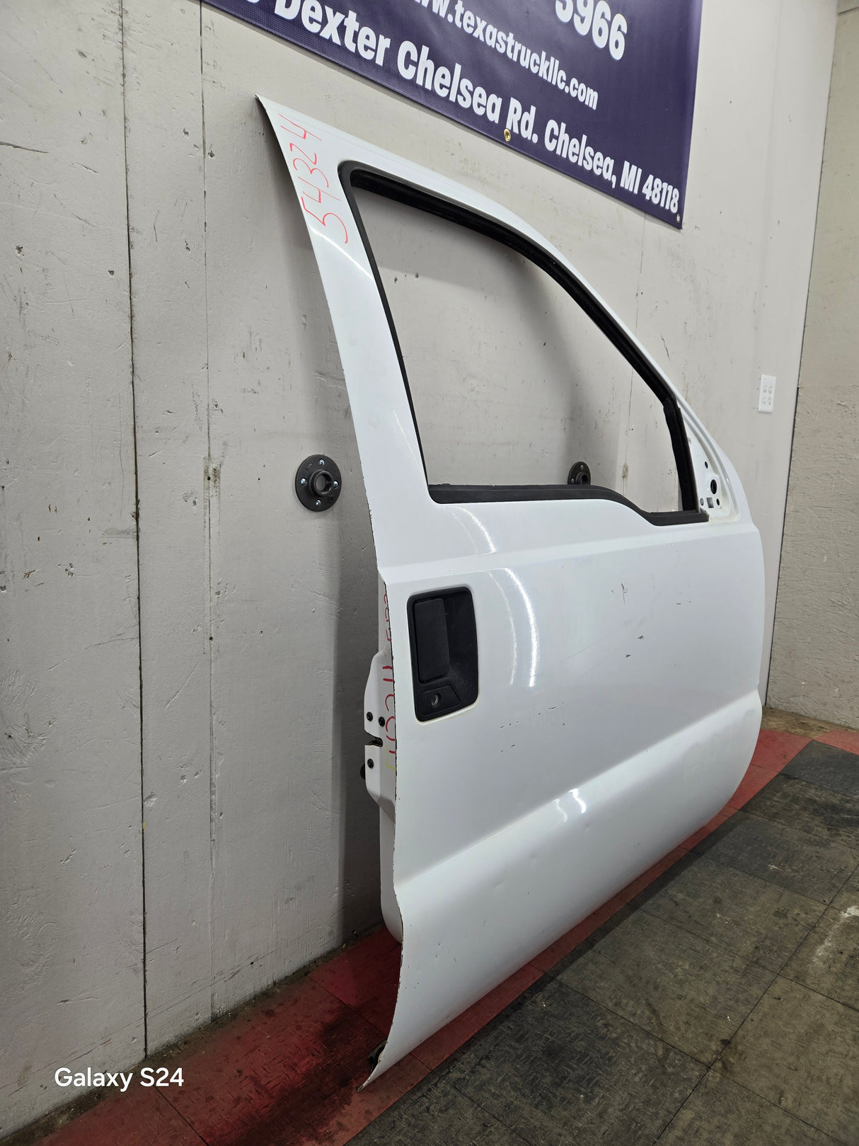 1999-2011 Ford Super Duty / Excursion Front Passenger RH Door F250 F350 F450 F550