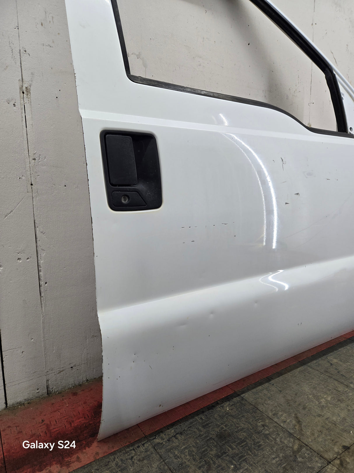 1999-2011 Ford Super Duty / Excursion Front Passenger RH Door F250 F350 F450 F550