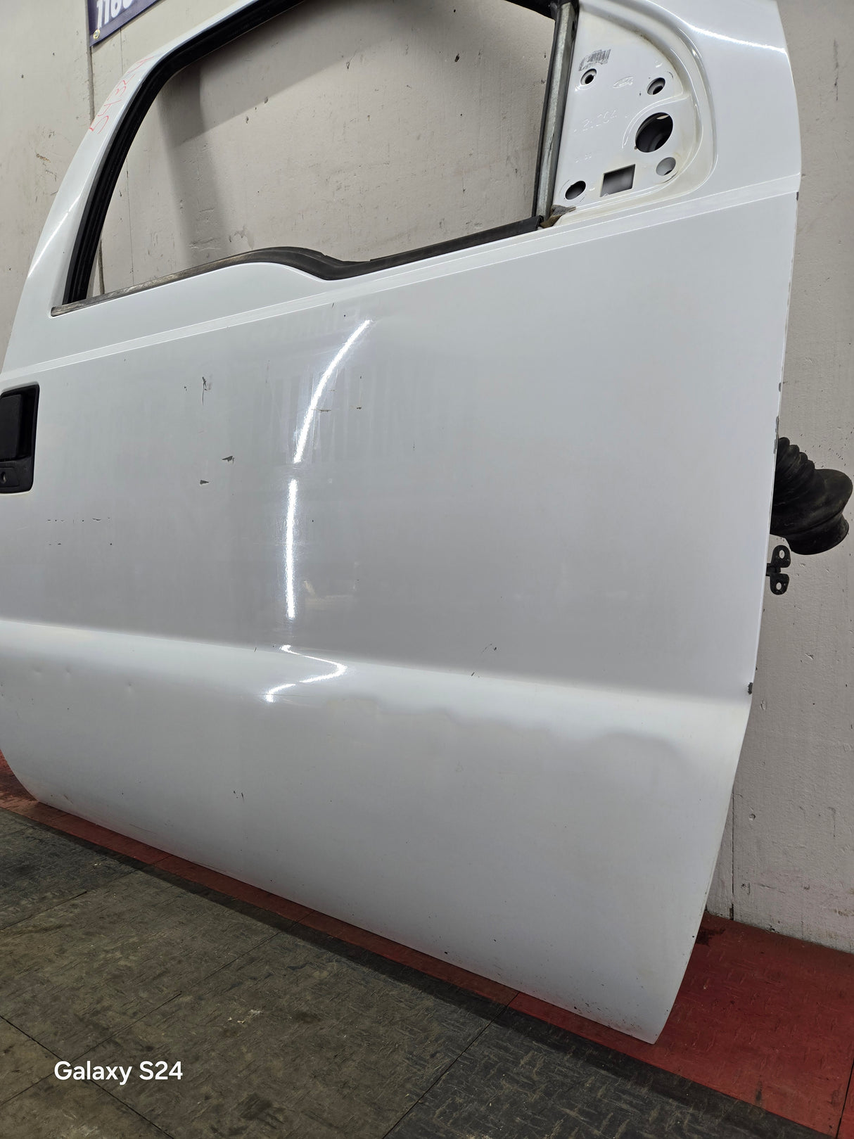 1999-2011 Ford Super Duty / Excursion Front Passenger RH Door F250 F350 F450 F550