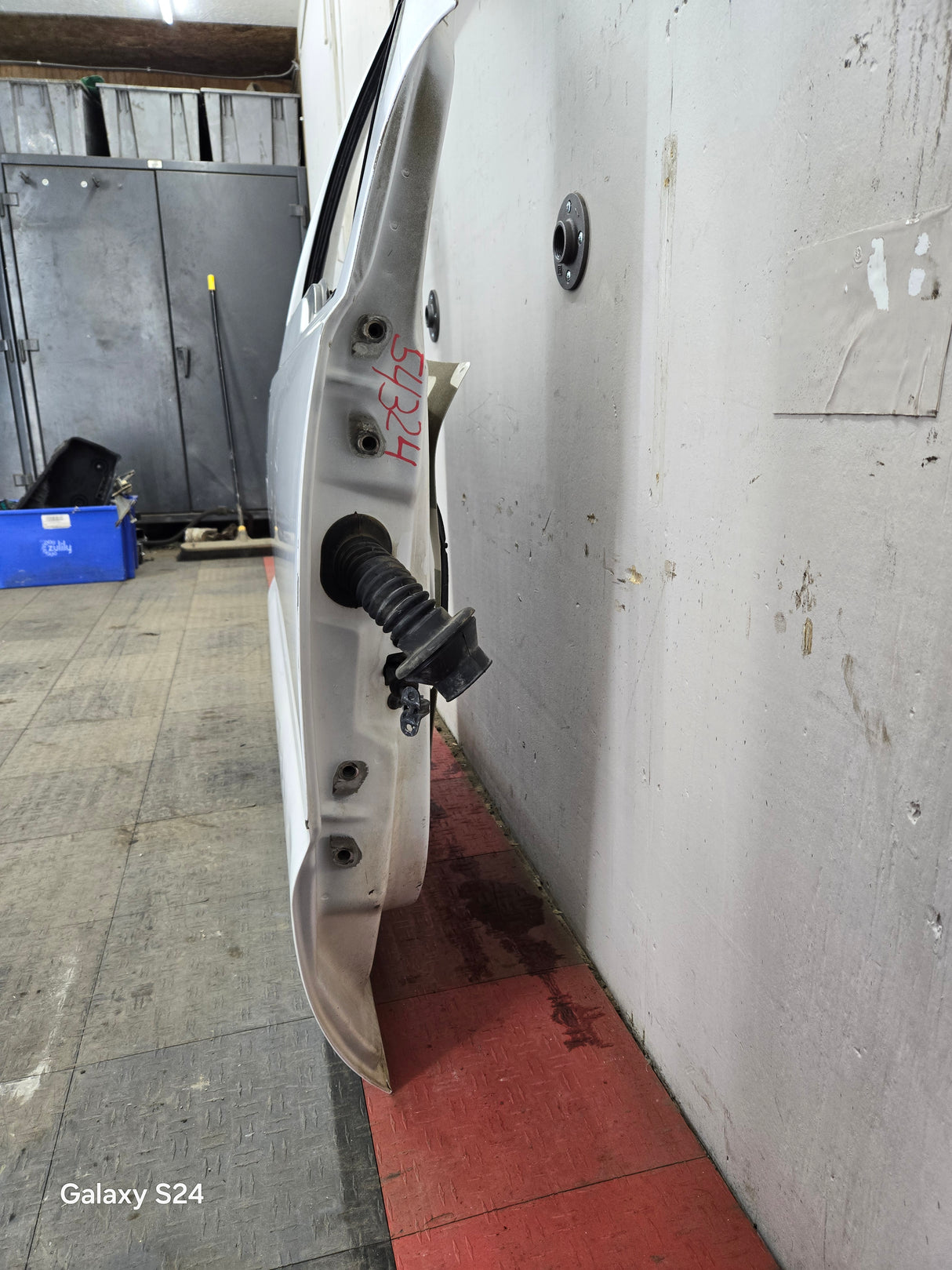 1999-2011 Ford Super Duty / Excursion Front Passenger RH Door F250 F350 F450 F550