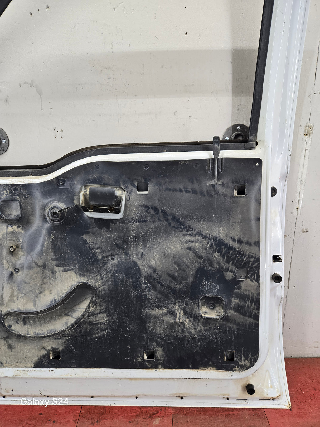 1999-2011 Ford Super Duty / Excursion Front Passenger RH Door F250 F350 F450 F550