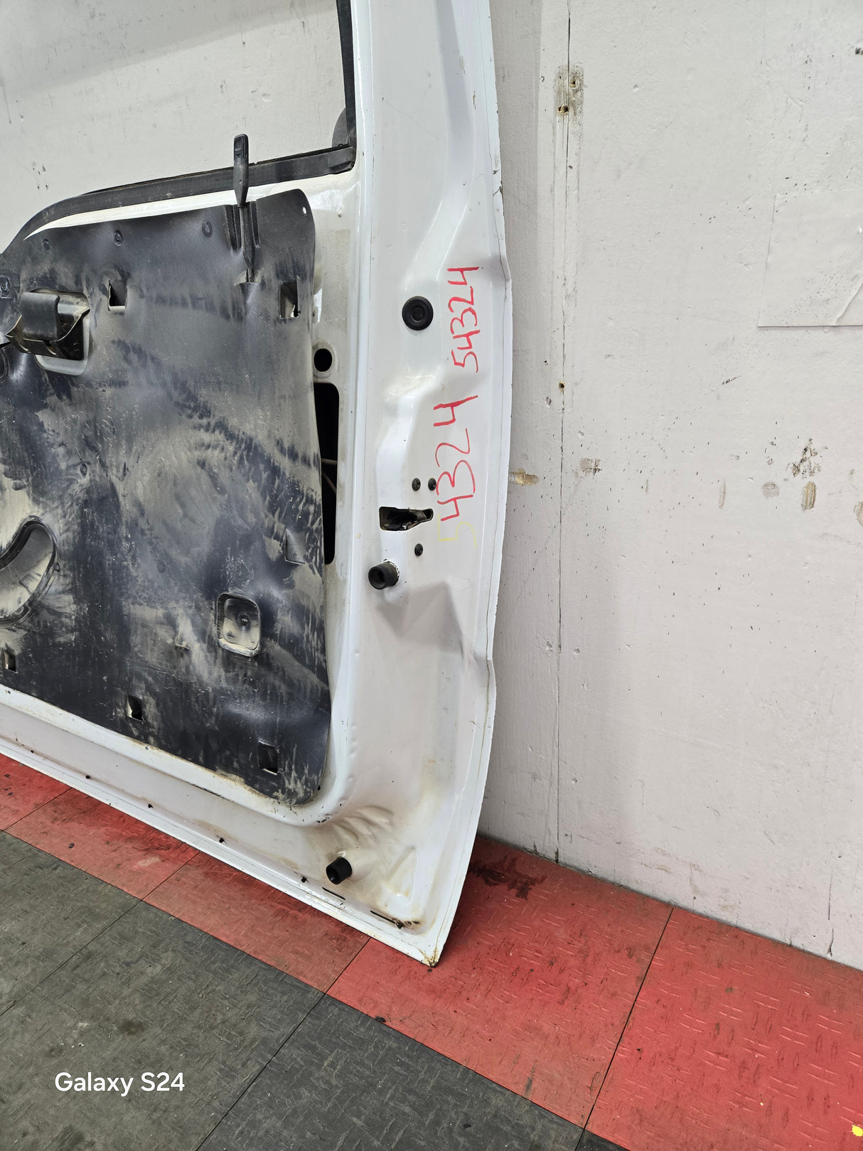 1999-2011 Ford Super Duty / Excursion Front Passenger RH Door F250 F350 F450 F550