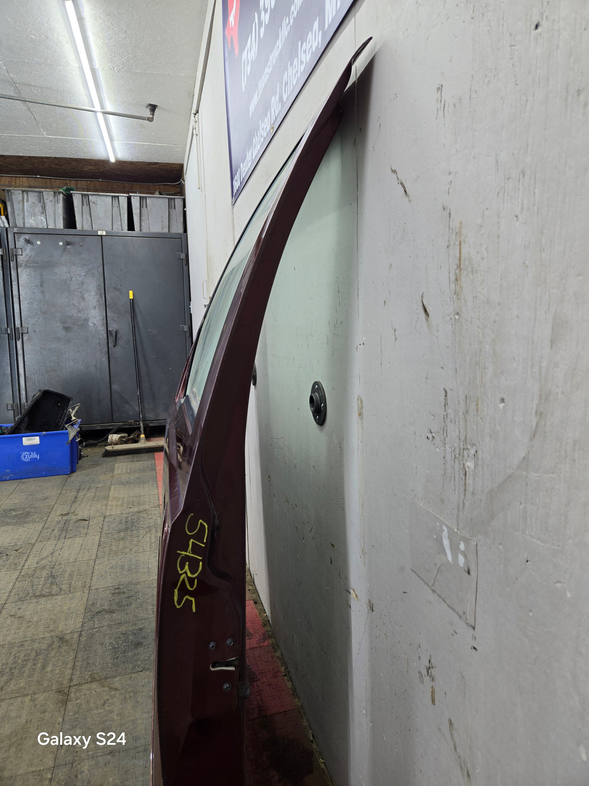 1999-2011 Ford Super Duty Front Driver Door F250 F350 F450 F550