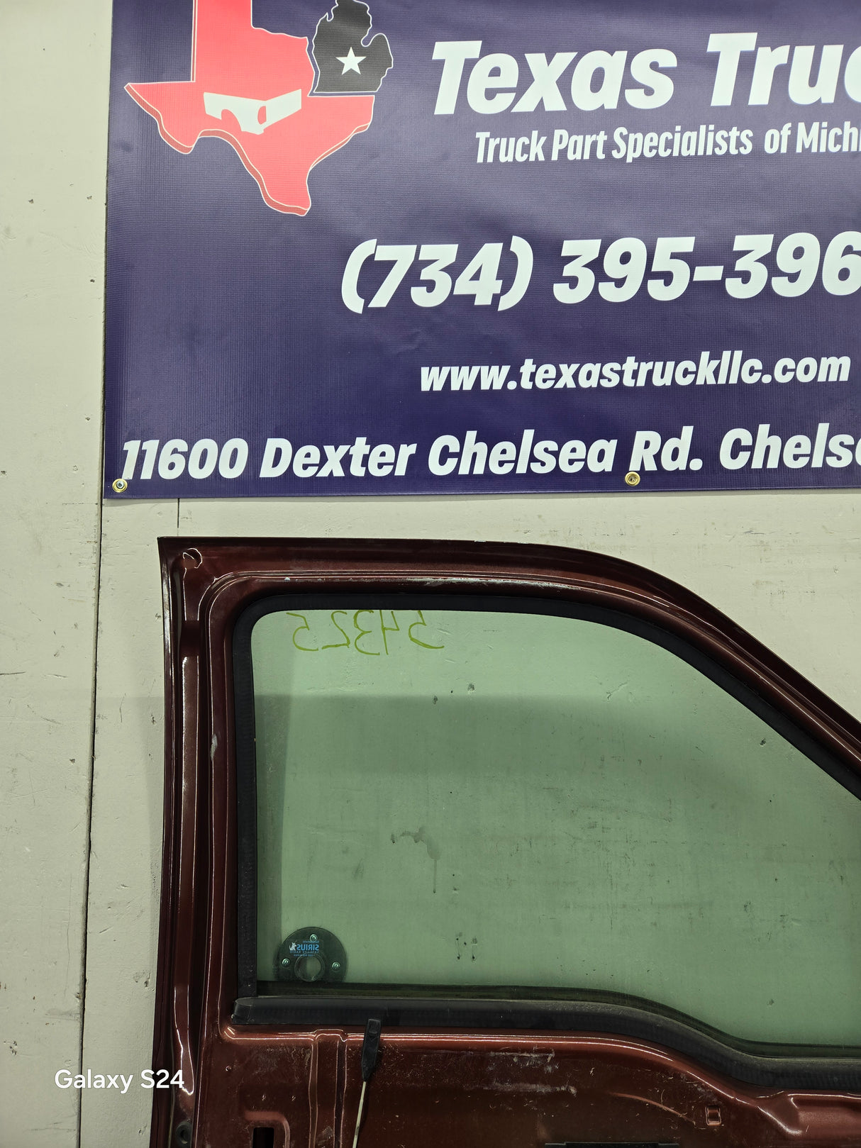 1999-2011 Ford Super Duty Front Driver Door F250 F350 F450 F550