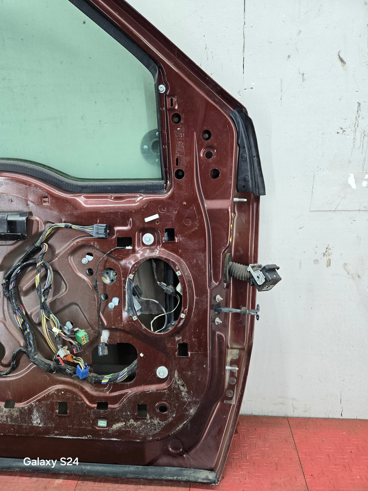 1999-2011 Ford Super Duty Front Driver Door F250 F350 F450 F550