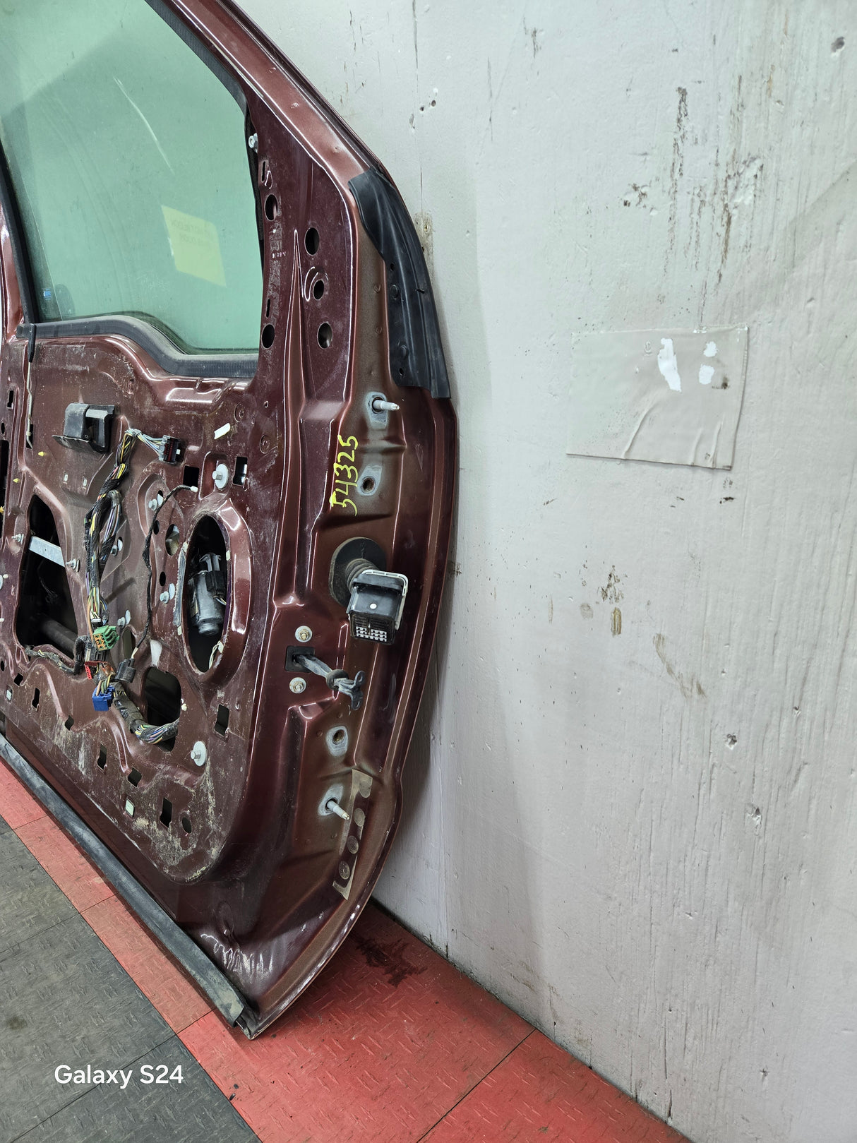 1999-2011 Ford Super Duty Front Driver Door F250 F350 F450 F550