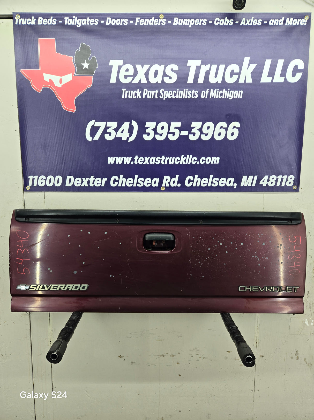 1999-2007 Chevrolet Silverado / GMC Sierra 1500 2500 3500 HD Tailgate