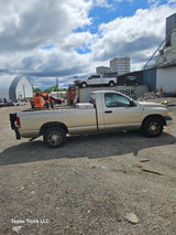 2002 Dodge Ram 1500 Regular Cab 2 door - FULL PART OUT