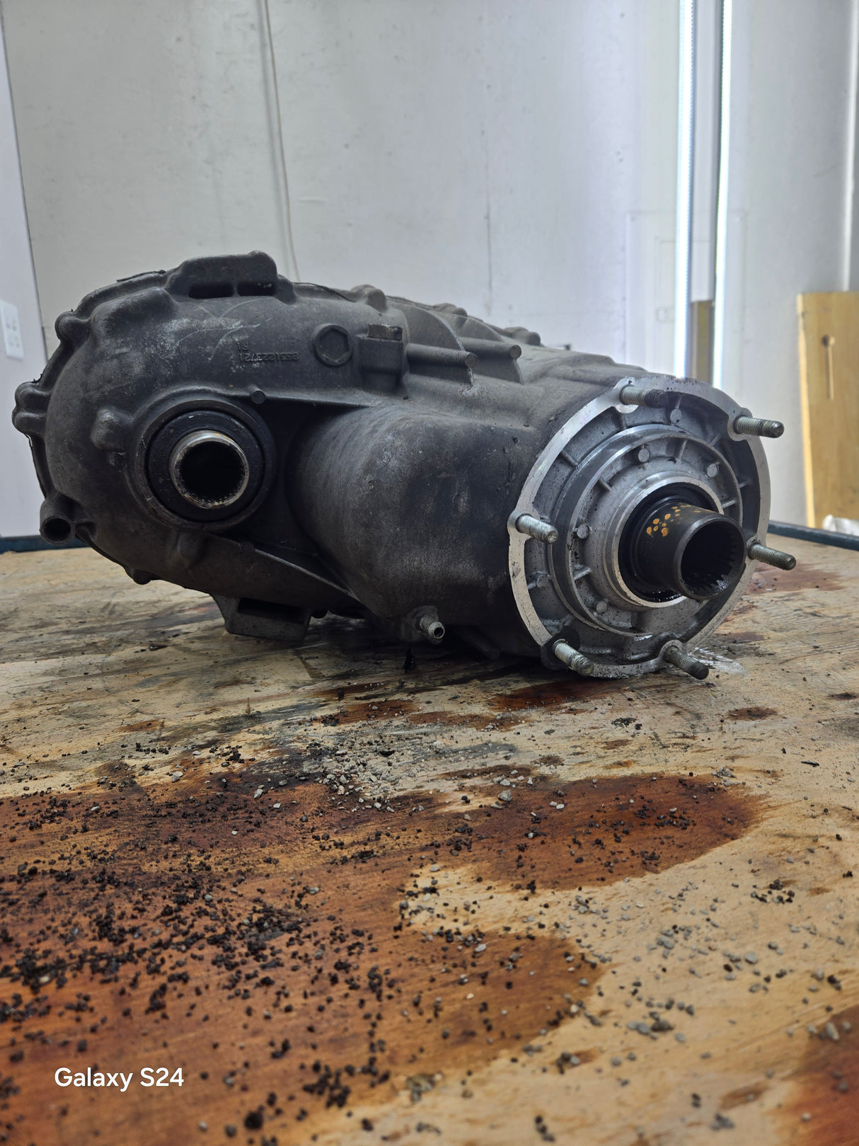 2007.5-2010 Chevrolet GMC Transfer Case Duramax Diesel Electric shift on the fly HOLE IN CASE