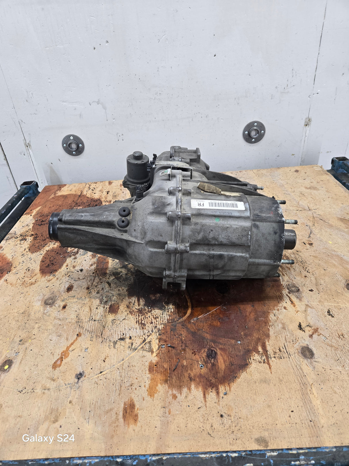 2007.5-2010 Chevrolet GMC Transfer Case Duramax Diesel Electric shift on the fly HOLE IN CASE