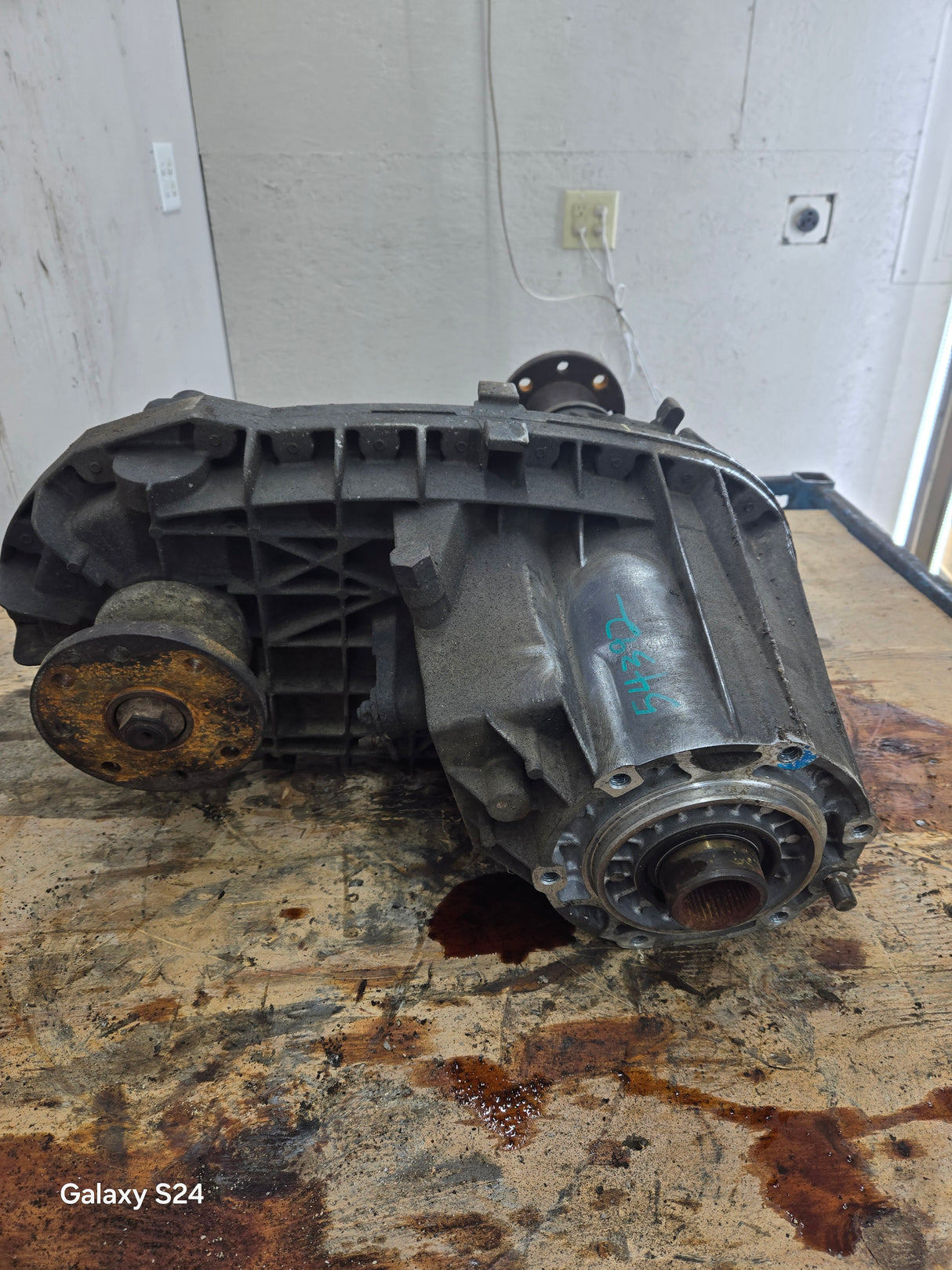 2003-2010 Ford Pickup F250 F350 F450 F550 Super Duty Manual Shift Transfer Case 6.0L 6.4l power stroke, 6.8L v10 triton, 5.4L v8 5r110 7C34 7A195 AB 77k miles