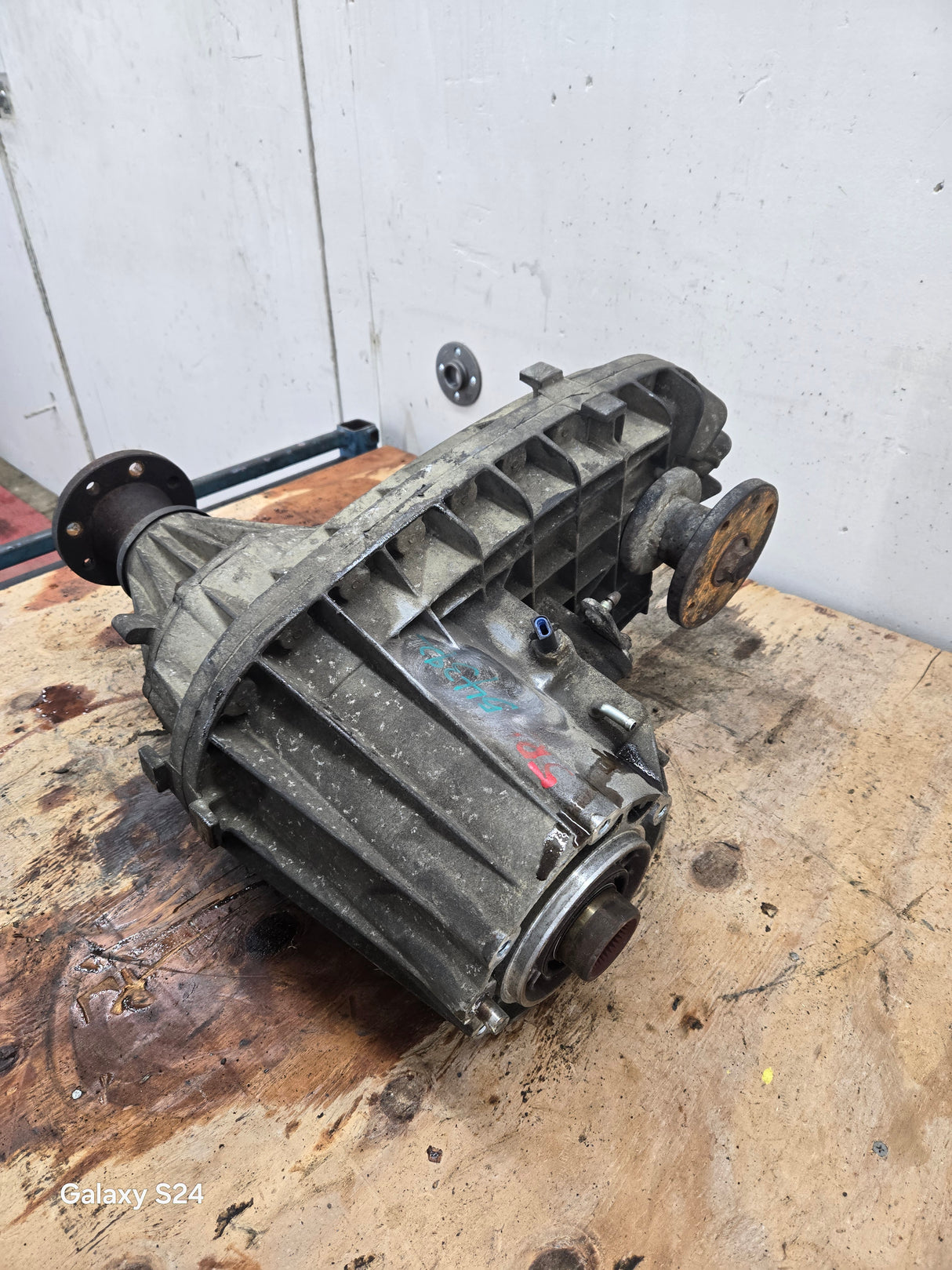 2003-2010 Ford Pickup F250 F350 F450 F550 Super Duty Manual Shift Transfer Case 6.0L 6.4l power stroke, 6.8L v10 triton, 5.4L v8 5r110 7C34 7A195 AB 77k miles