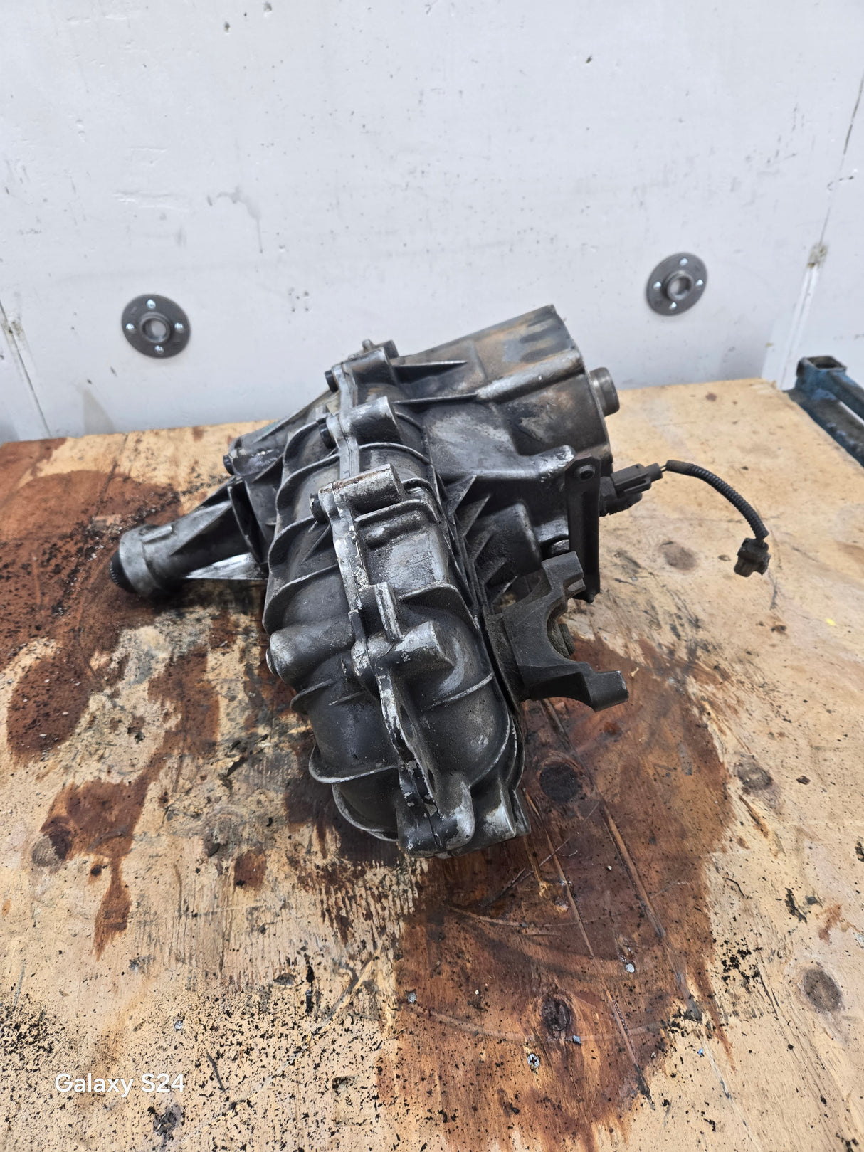 1992-1997 Ford F150 Transfer Case Borg Warner BW1356 Manual Shift