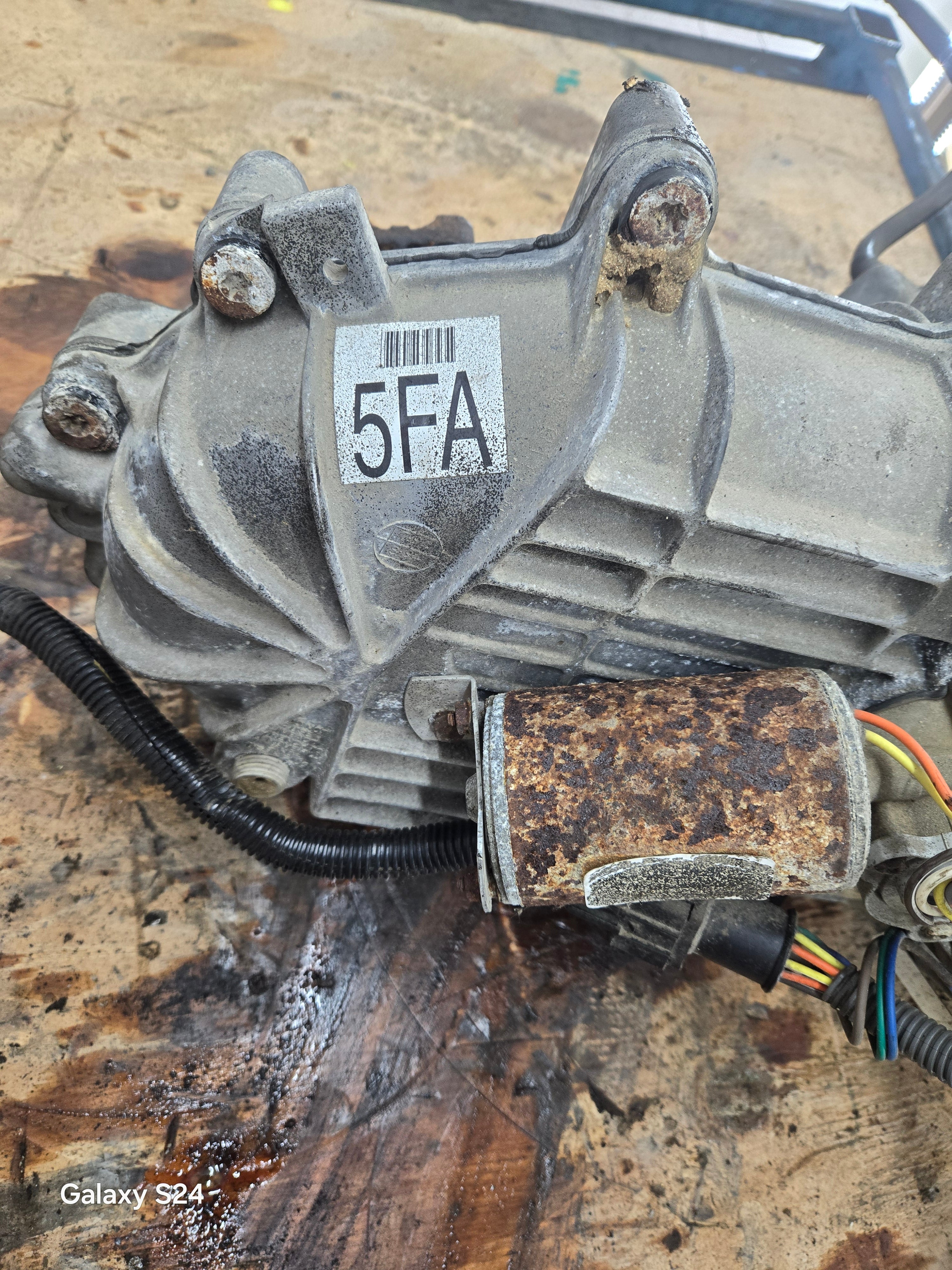 1992-1997 Ford F150 Transfer Case Borg Warner BW1356 Electric
