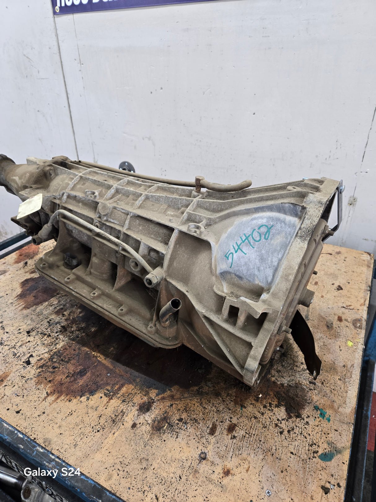 4r100 Automatic Transmission 2wd Ford F250 F350 F450 F550 Super Duty 6.8L v10 triton 5.4L v8 132K Miles