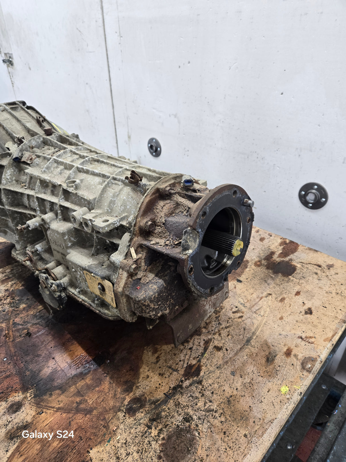 4r100 Automatic Transmission 4wd Ford F250 F350 F450 F550 Super Duty 6.8L v10 triton 5.4L v8 132K Miles