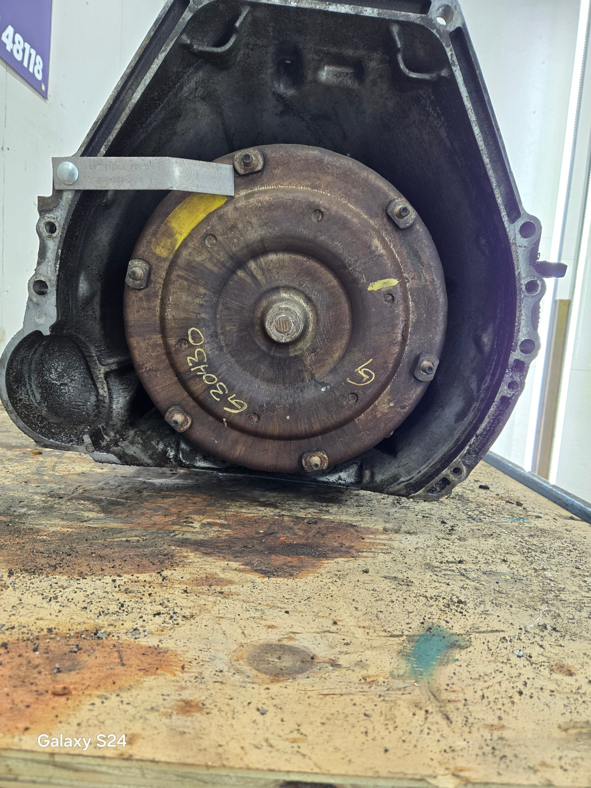 1999-2003 7.3L Power Stroke 4r100 Automatic Transmission HOLE IN CASE OTHERWISE WAS FUNCTIONAL Ford Pickup F250 F350 F450 F550 Super Duty 167k Miles