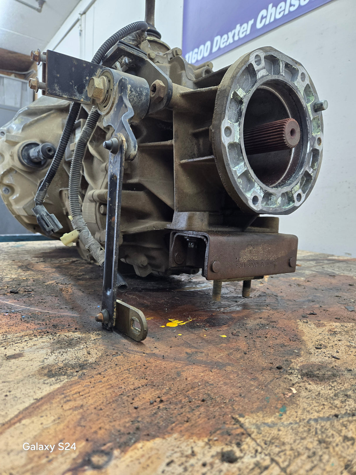 1999-2001 Ford Super Duty V10 6.8L 5.4L 4x4 ZF5 manual transmission 4wd F250 F350 F450 F550 64K MILES