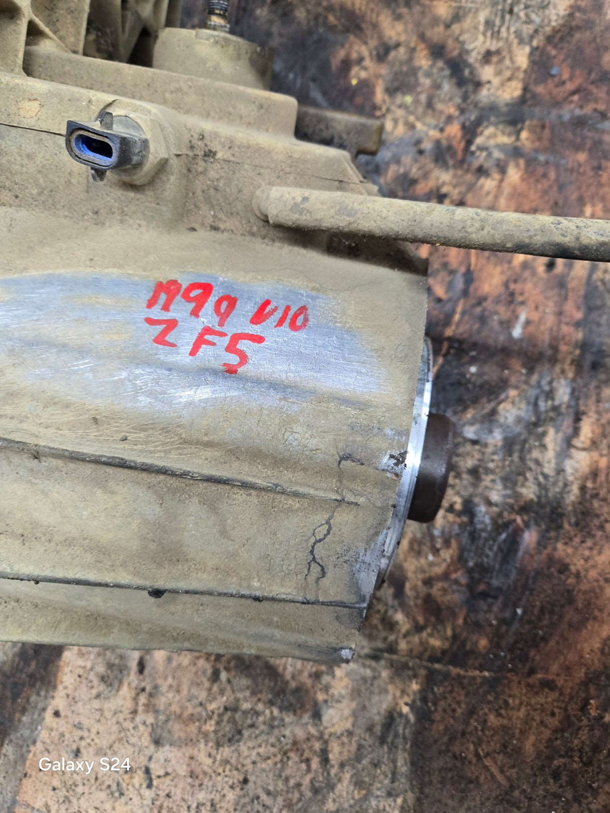 1999-2001 Ford V10 6.8L 5.4L ZF5 manual transmission Floor shift 271-F transfer case F250 F350 F450 F550 Super Duty 64K MILES