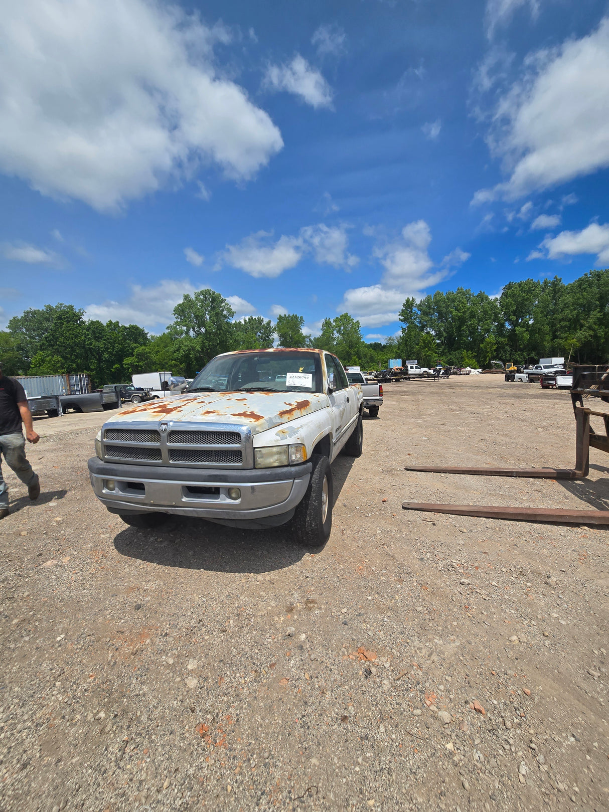 1996 DODGE RAM 1500 Club Cab Extended Cab 2 Door Pickup  - FULL PART OUT