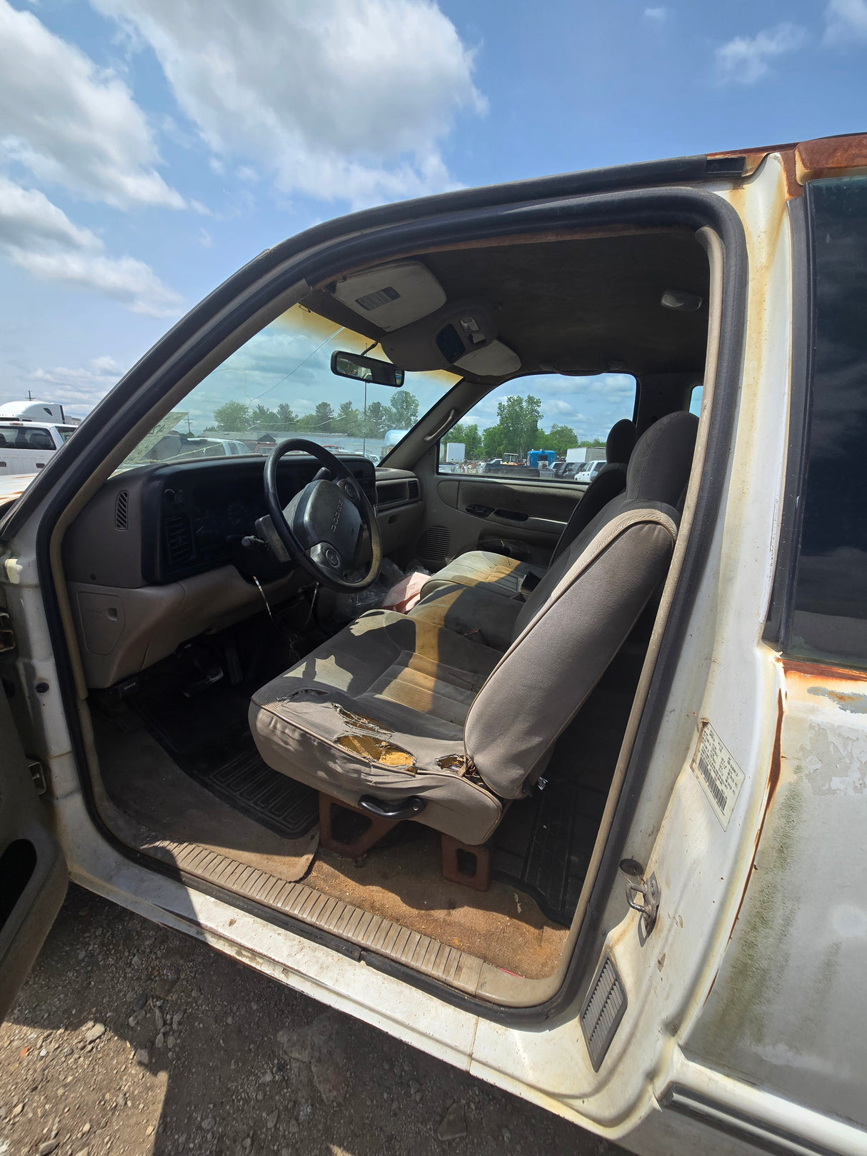 1996 DODGE RAM 1500 Club Cab Extended Cab 2 Door Pickup  - FULL PART OUT