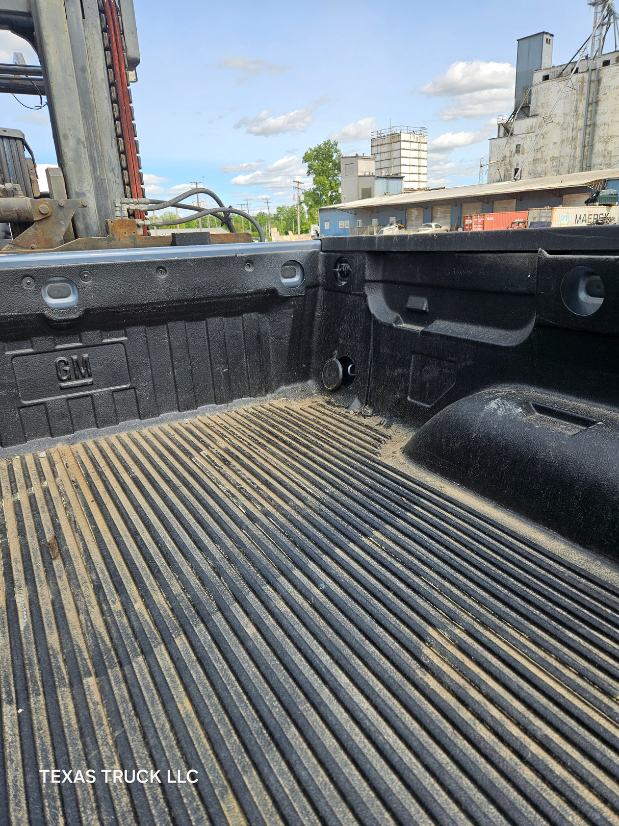 2014-2019 GMC Sierra 1500 2500 3500 HD 6' 6" Short Bed