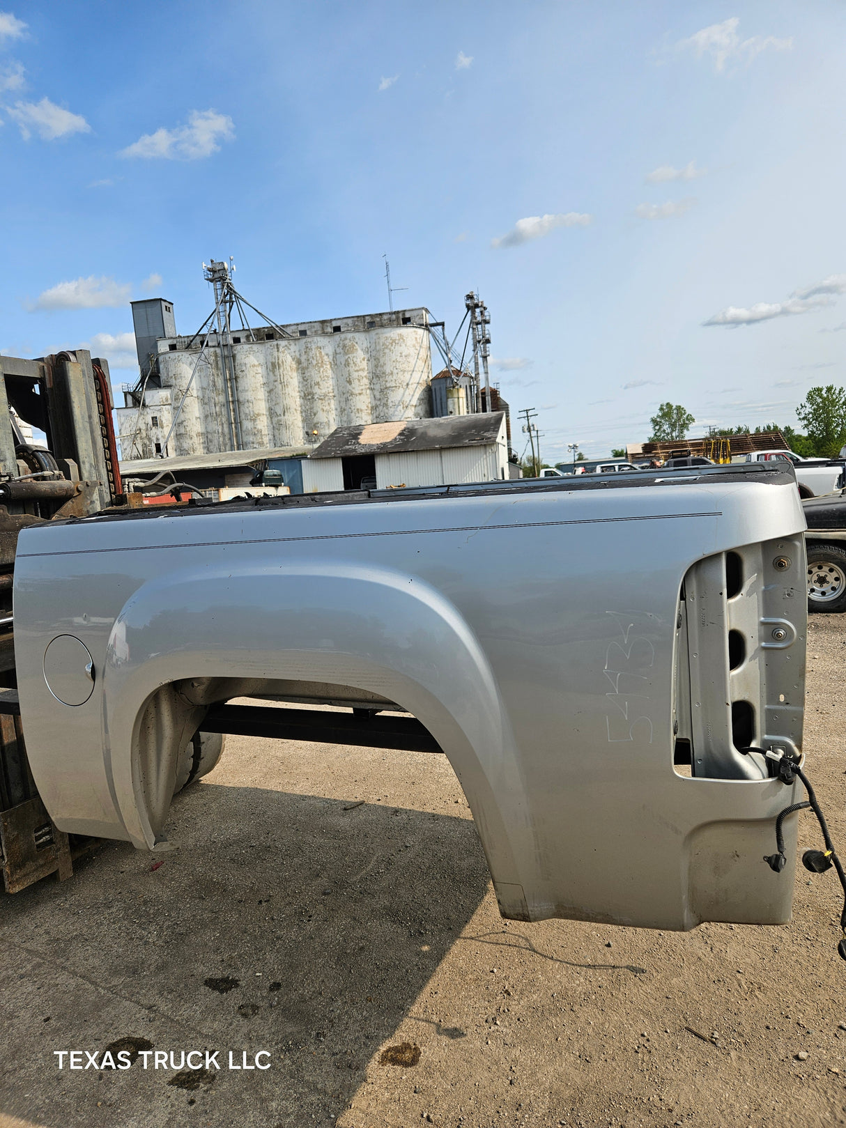 2007-2013 GMC Sierra 1500 5' 8" Short Truck Bed