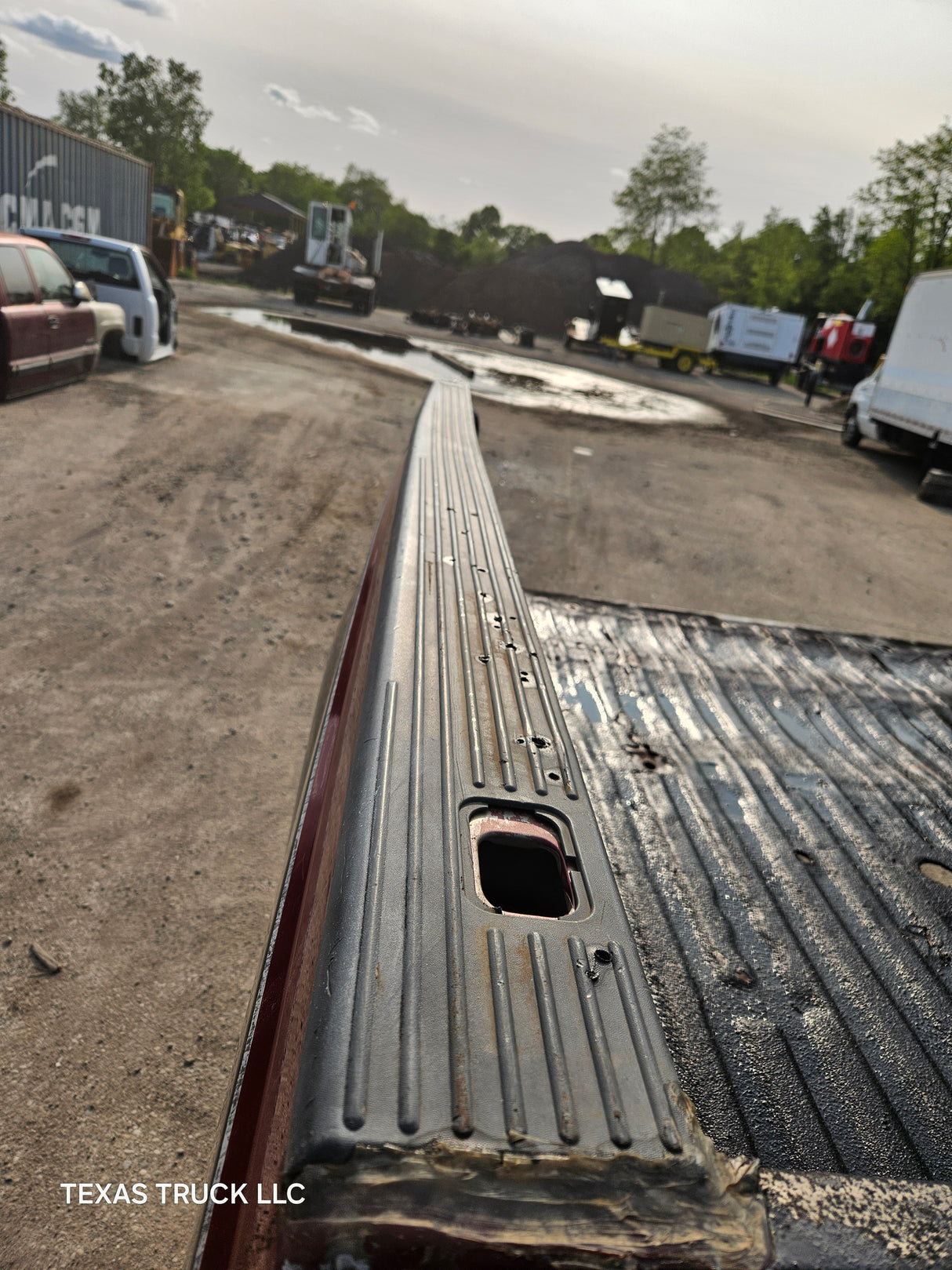 1999-2010 Ford Super Duty F250 F350 6' 9" Short Truck Bed