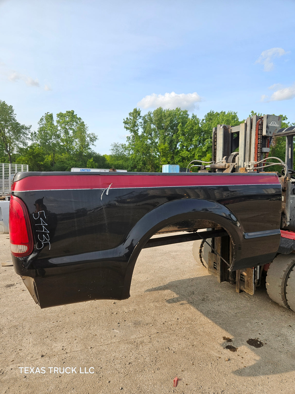 1999-2010 Ford Super Duty F250 F350 6' 9" Short Truck Bed