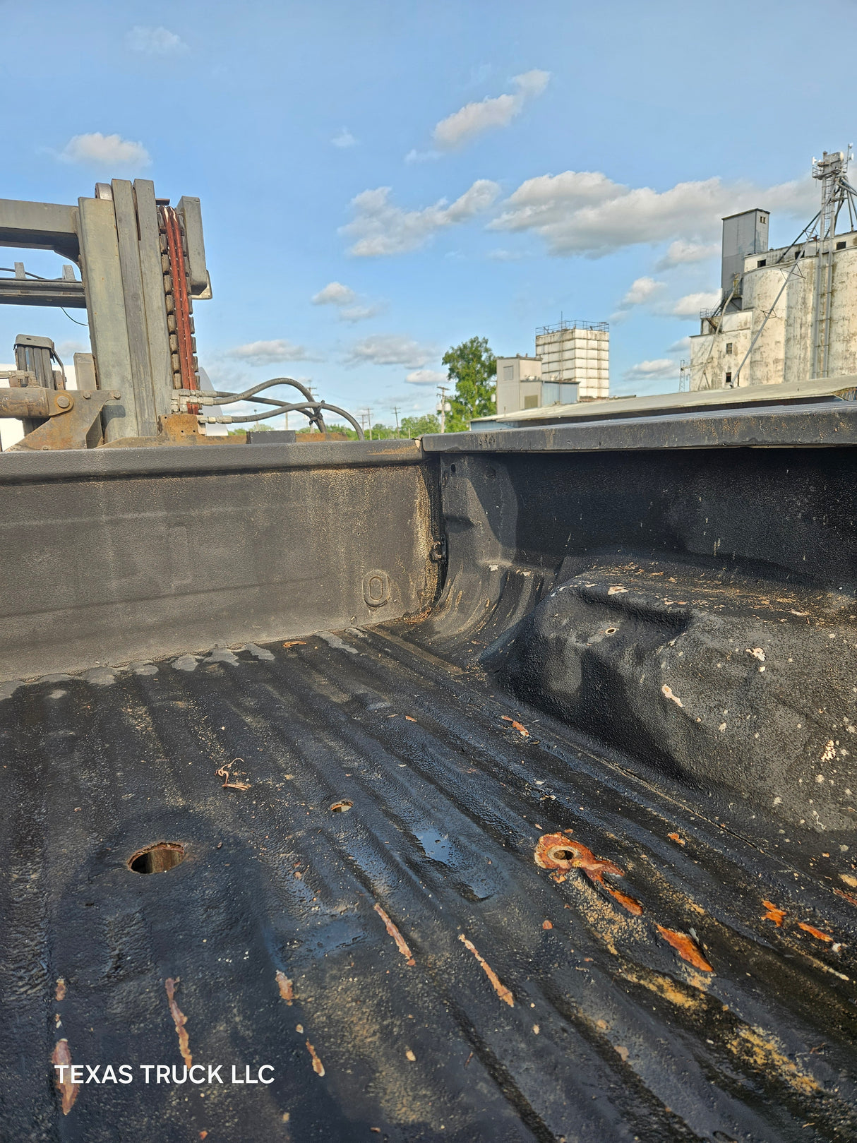1999-2010 Ford Super Duty F250 F350 6' 9" Short Truck Bed