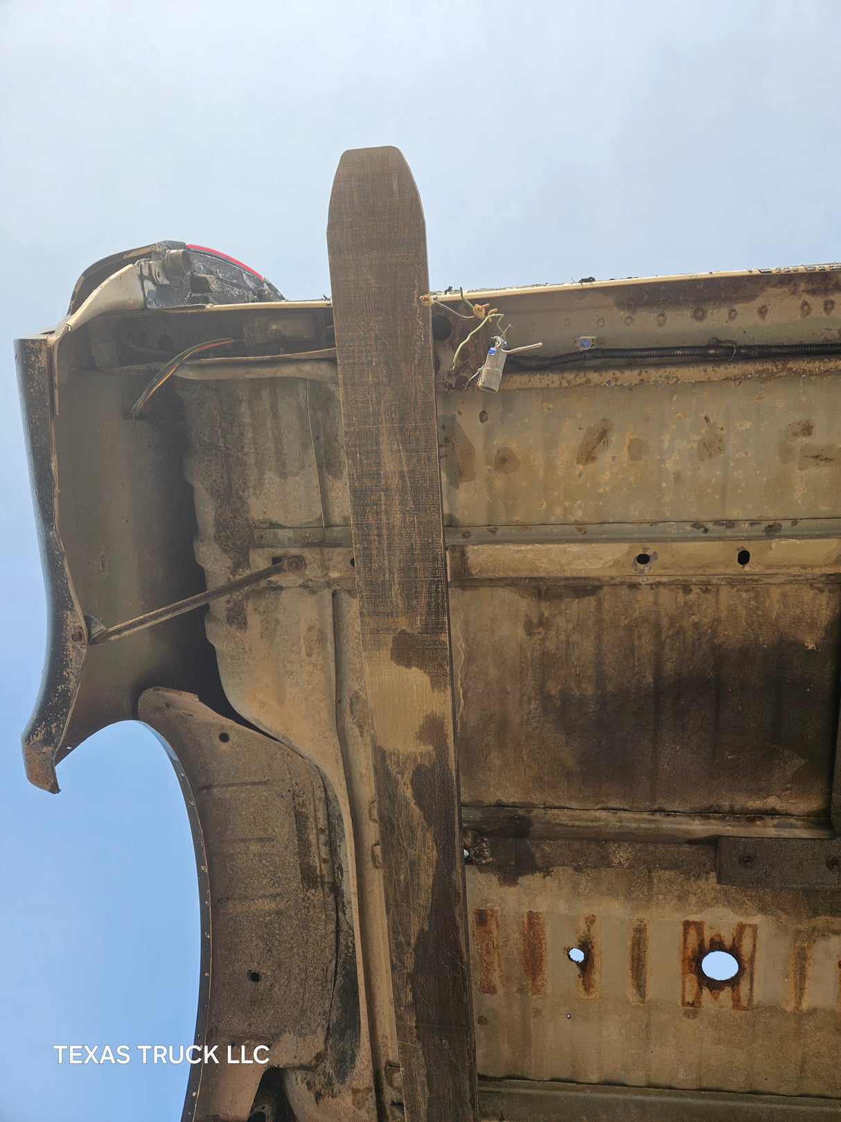 1999-2010 Ford Super Duty F250 F350 6' 9" Short Truck Bed