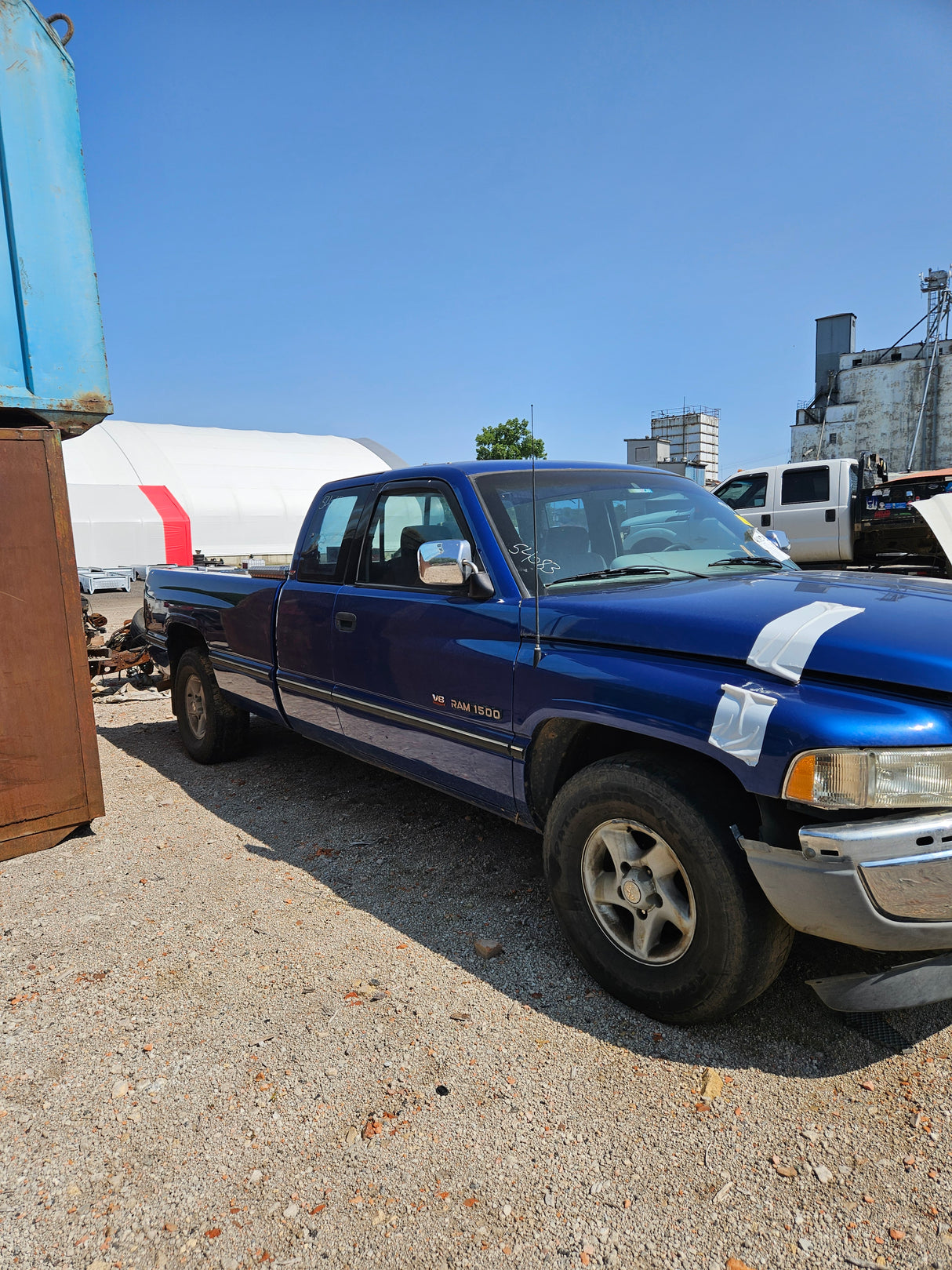1996 DODGE RAM 1500 Club Cab Extended Cab 2 Door Pickup  - FULL PART OUT