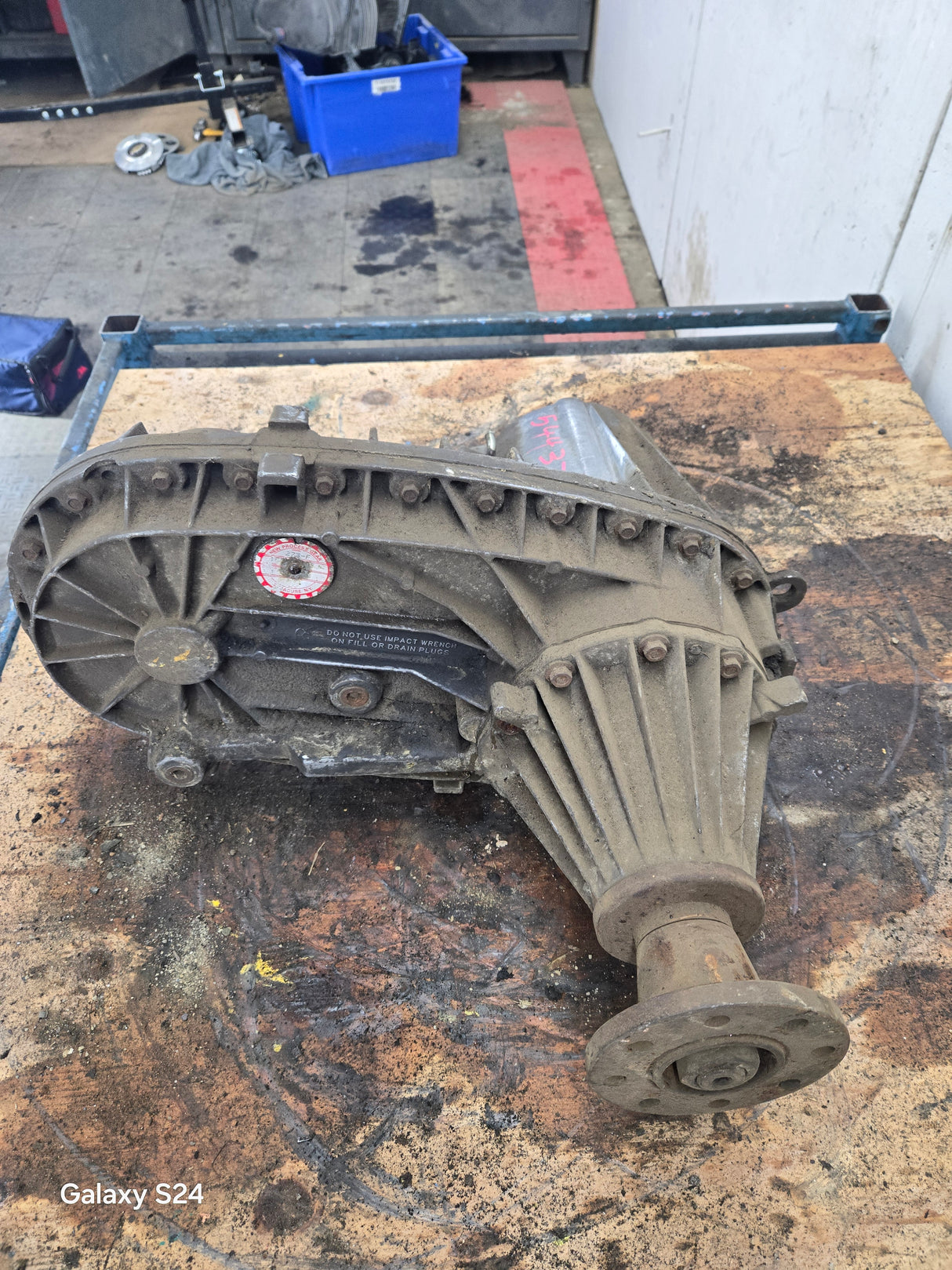 1999-2003 Ford Super Duty 7.3L Power Stroke 5.4L V10 Triton 273-F Electric Shift Transfer Case 1C347A195JA, F250 F350 F450 F550 145K MILES