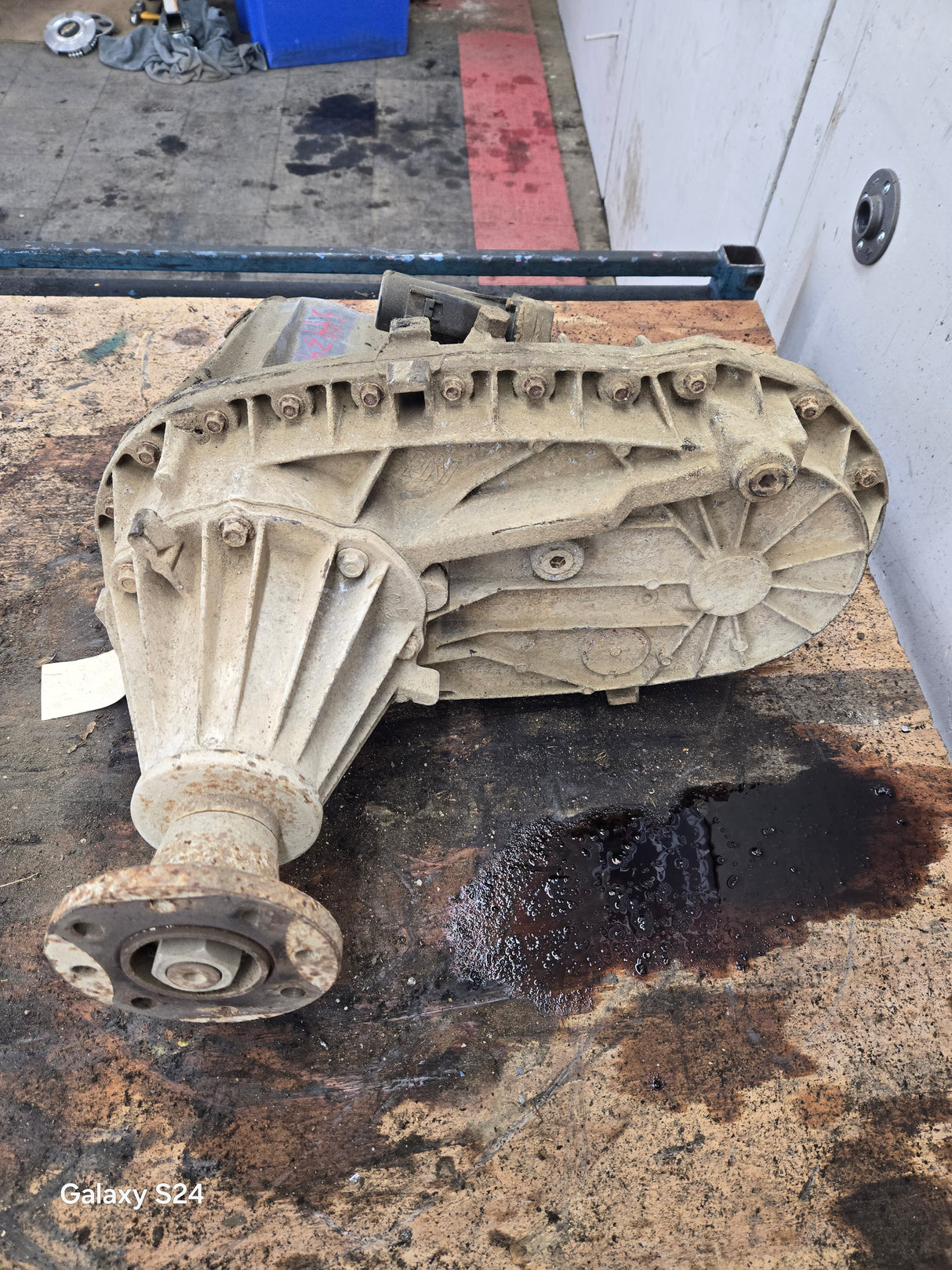 1999-2003 7.3L Power Stroke 273-F Transfer Case Electric Shift Transfer Case F81A7A195JD, Ford Pickup F250 F350 F450 F550 Super Duty 145K MILES