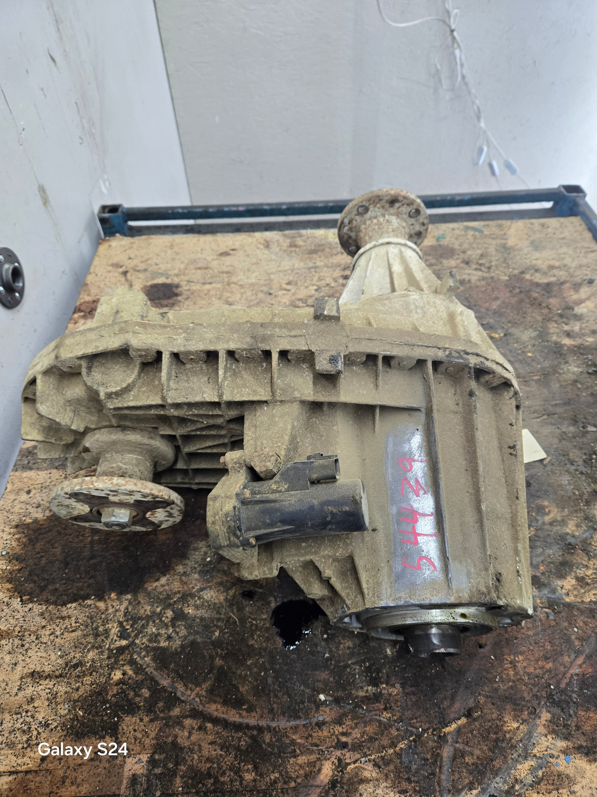 1999-2003 7.3L Power Stroke 273-F Transfer Case Electric Shift Transfer Case F81A7A195JD, Ford Pickup F250 F350 F450 F550 Super Duty 145K MILES