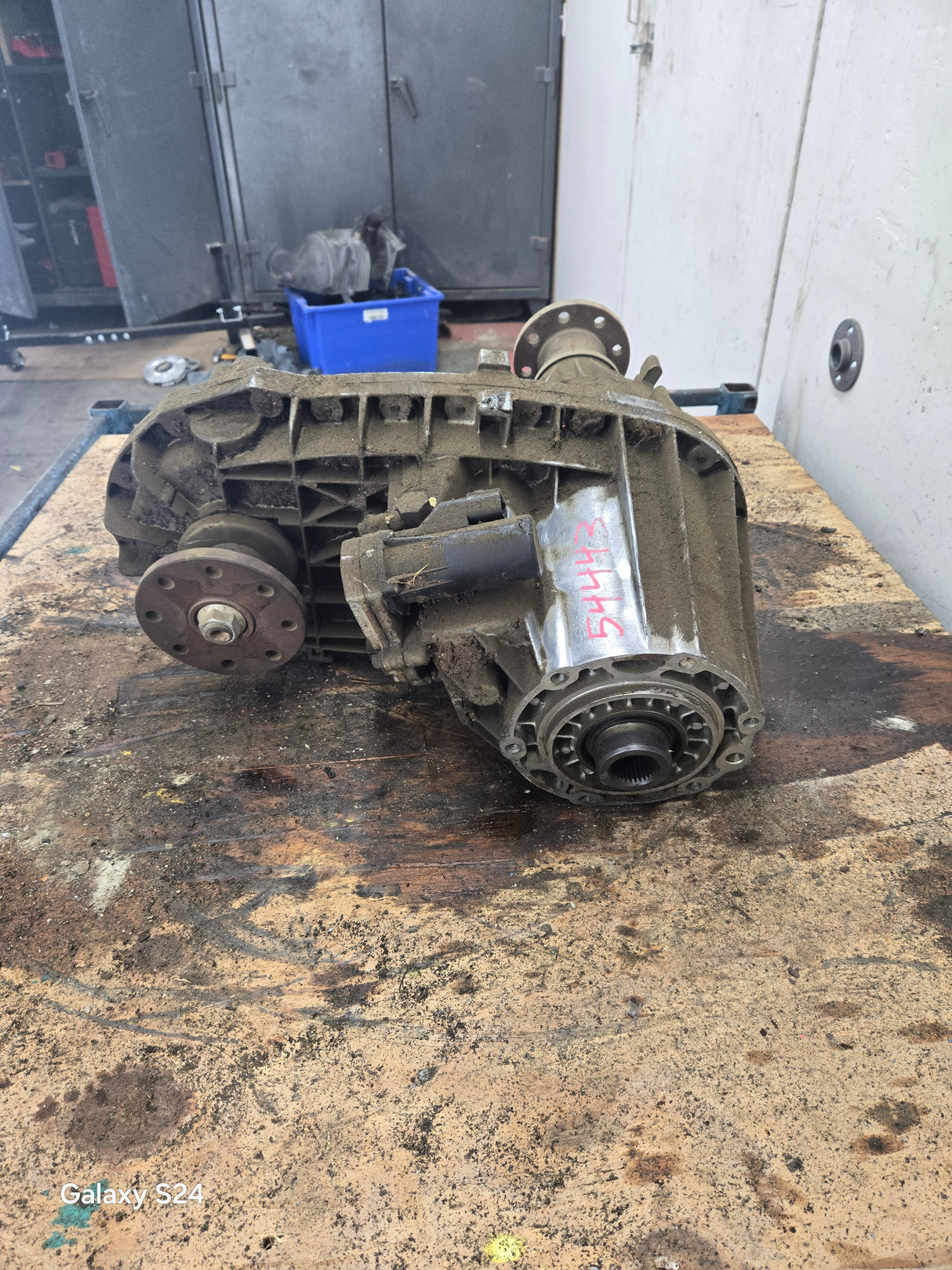 1999-2003 7.3L Power Stroke 5.4L V10 Triton 273-F Transfer Case Electric Shift Transfer Case F81A7A195JD, Ford Pickup F250 F350 F450 F550 Super Duty 245K MILES