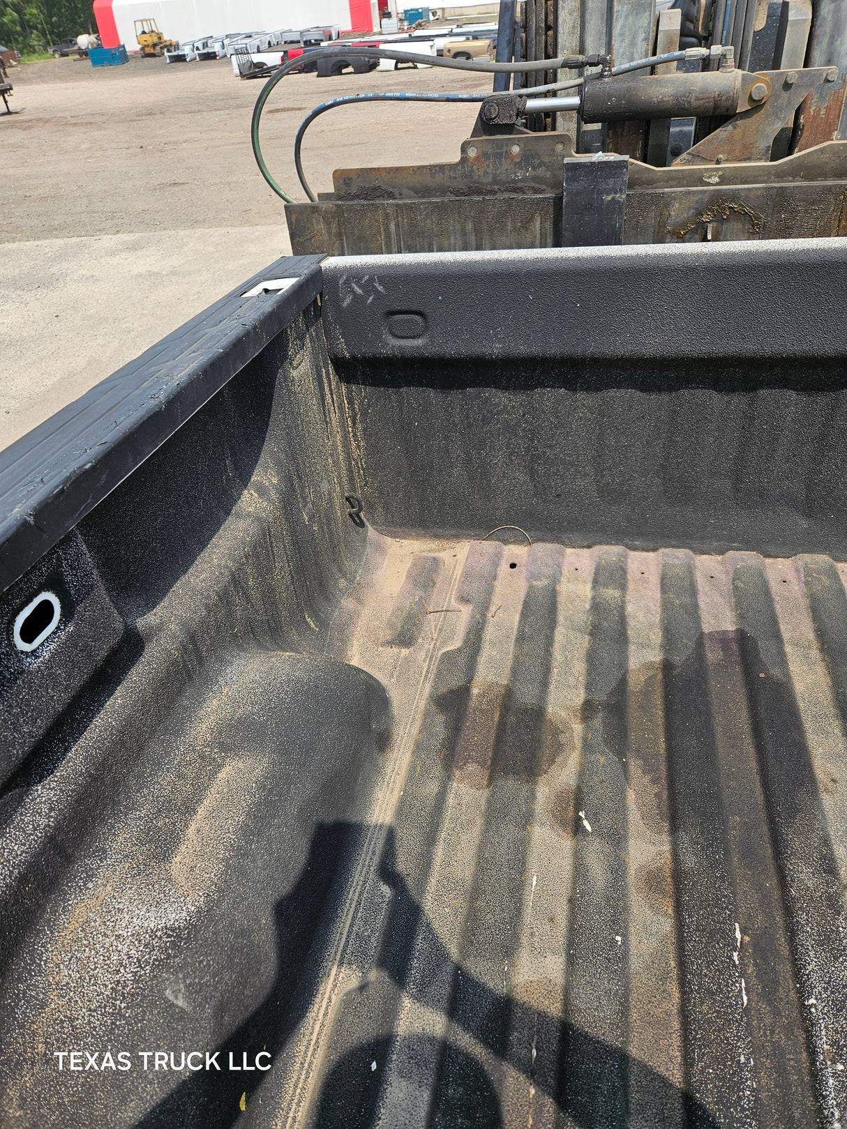 2007-2013 GMC Sierra 1500 5' 8" Short Truck Bed