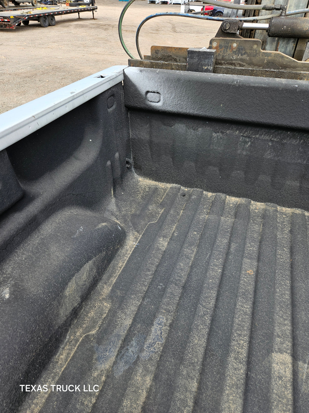 2007-2013 GMC Sierra 1500 5' 8" Short Truck Bed