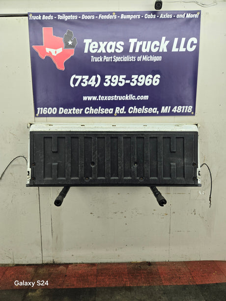 1997-2003 F150 / 1999-2007 Ford F250 F350 F450 F550 Super Duty Tailgate
