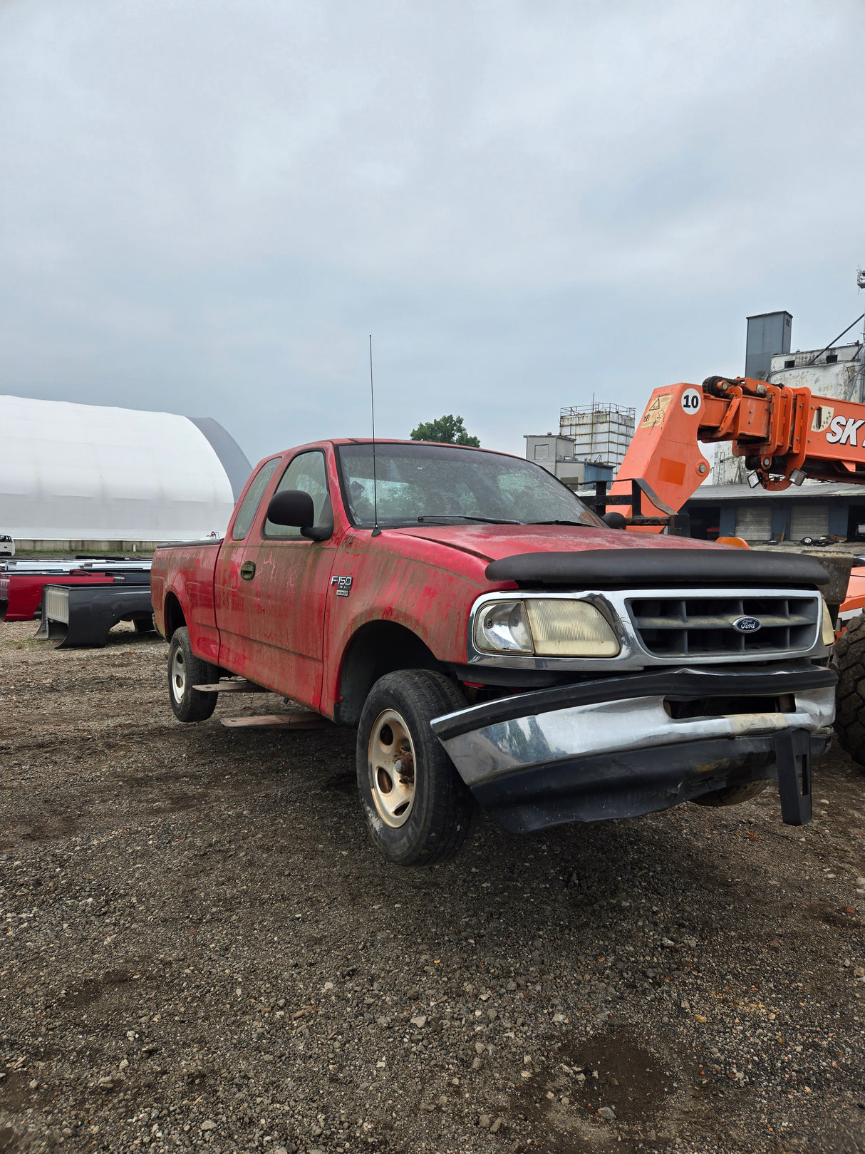 1998 Ford F150 Extended Cab 6.5' Short Bed OBS - FULL PART OUT