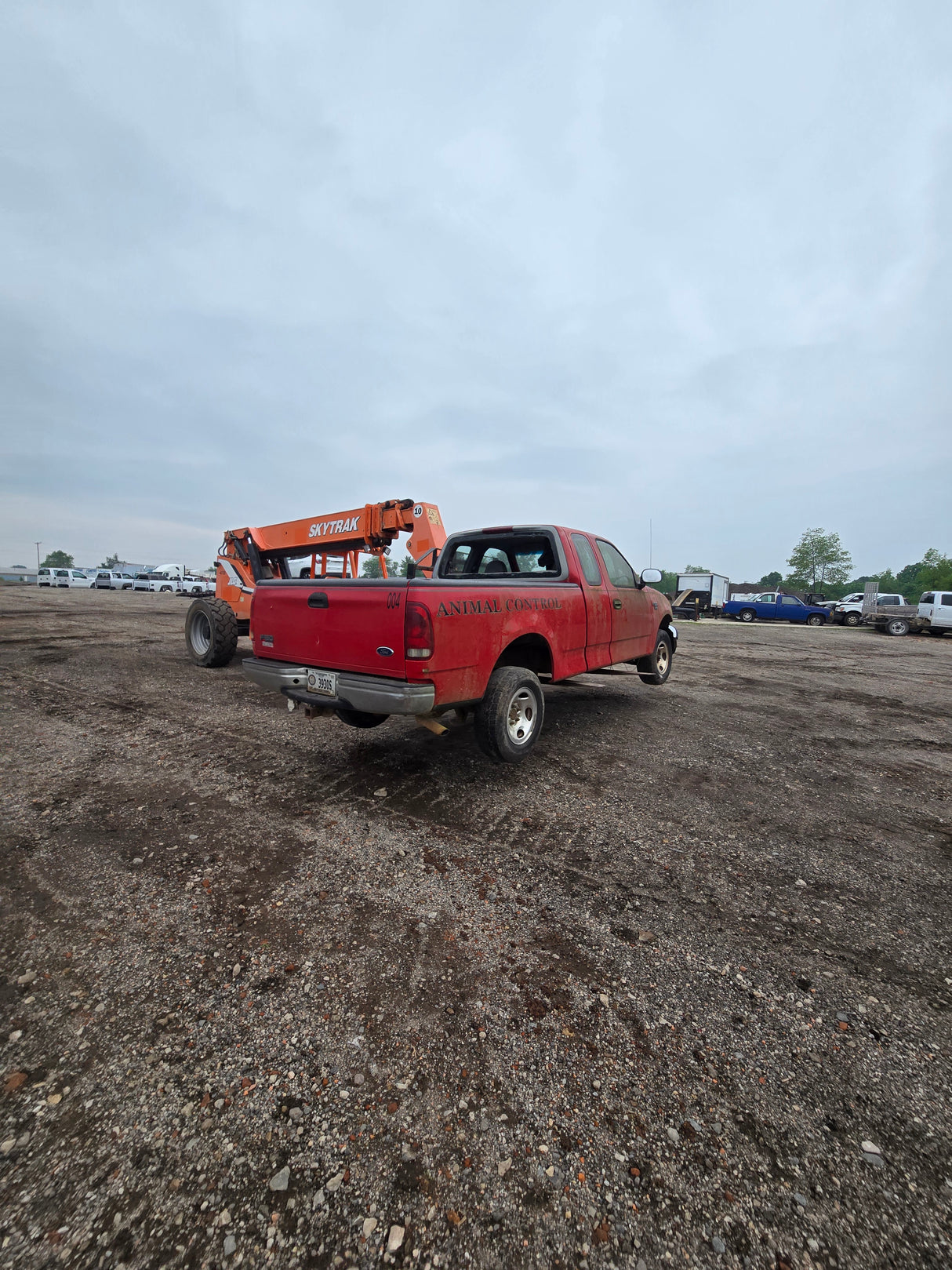 1998 Ford F150 Extended Cab 6.5' Short Bed OBS - FULL PART OUT