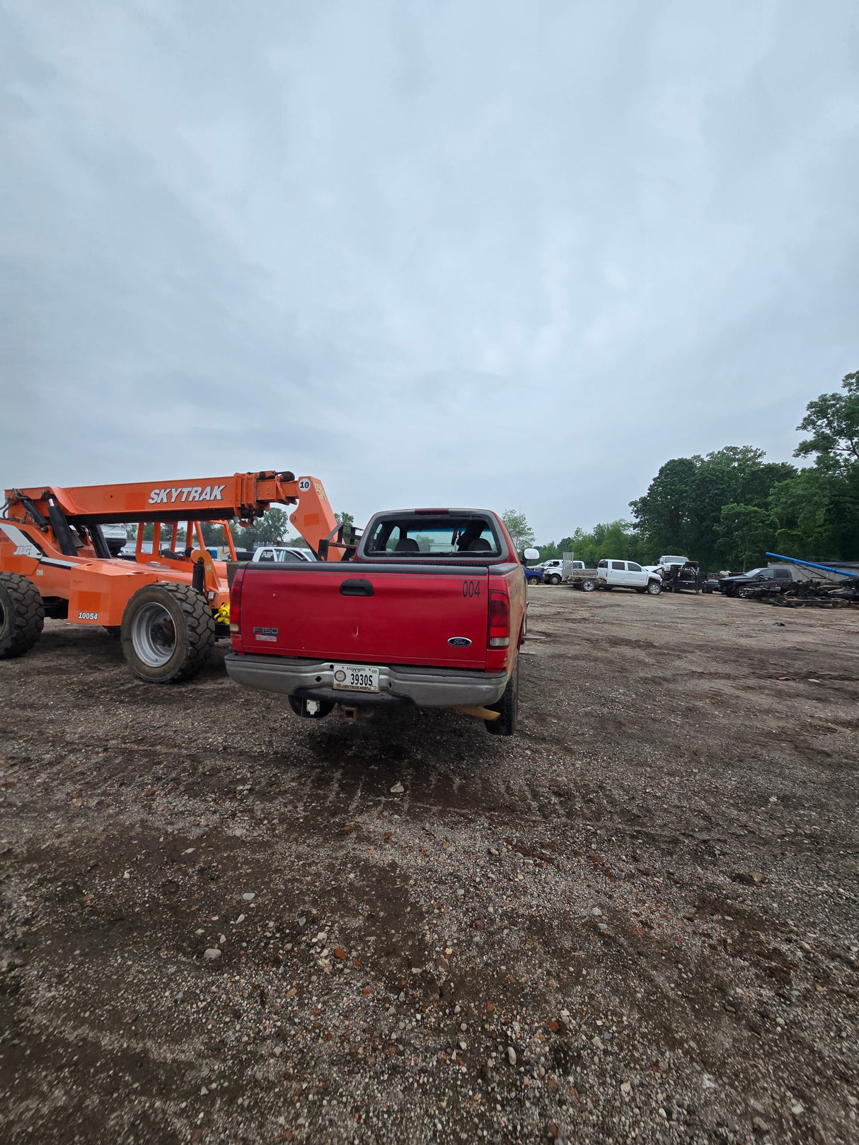 1998 Ford F150 Extended Cab 6.5' Short Bed OBS - FULL PART OUT