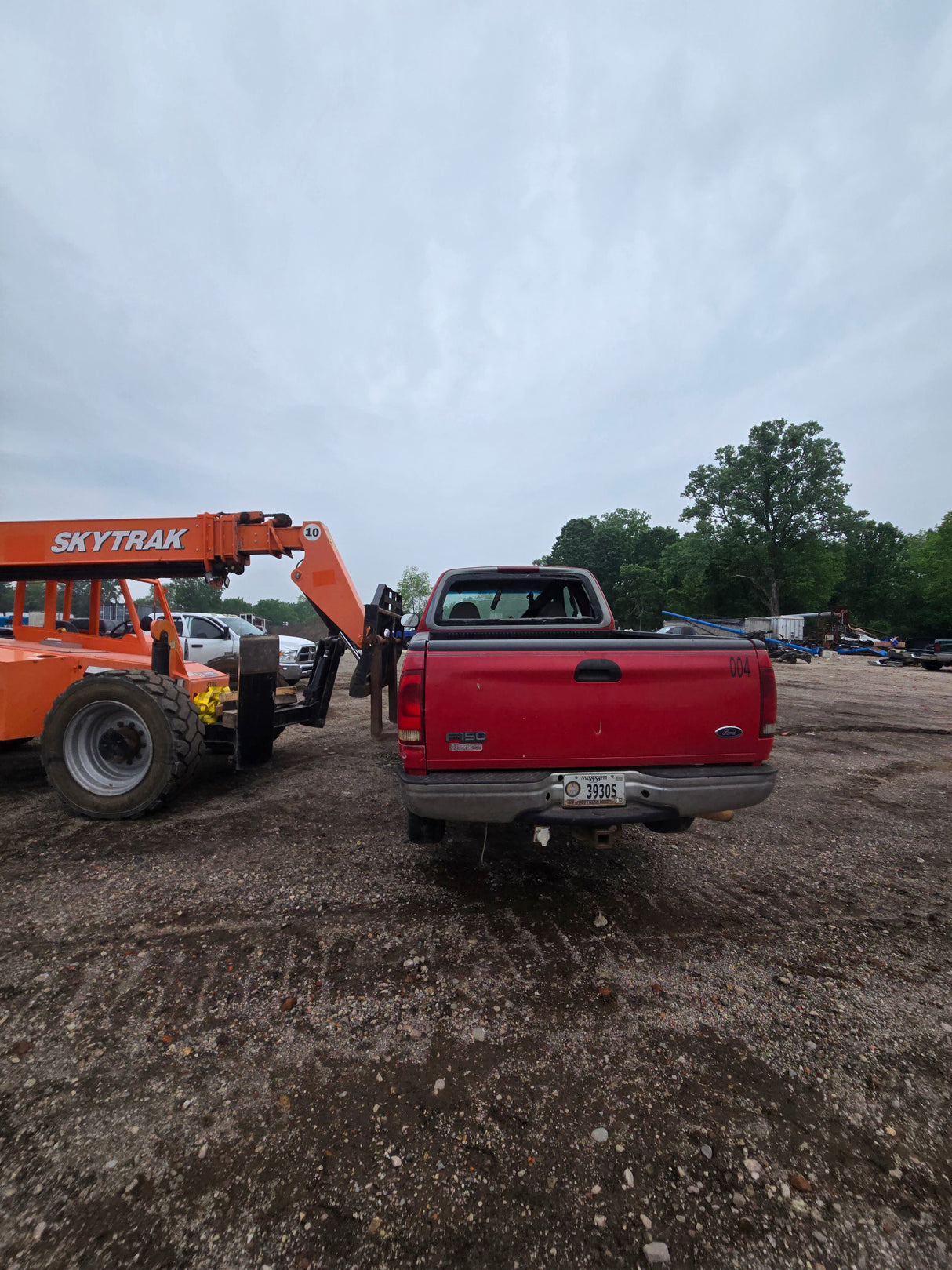 1998 Ford F150 Extended Cab 6.5' Short Bed OBS - FULL PART OUT